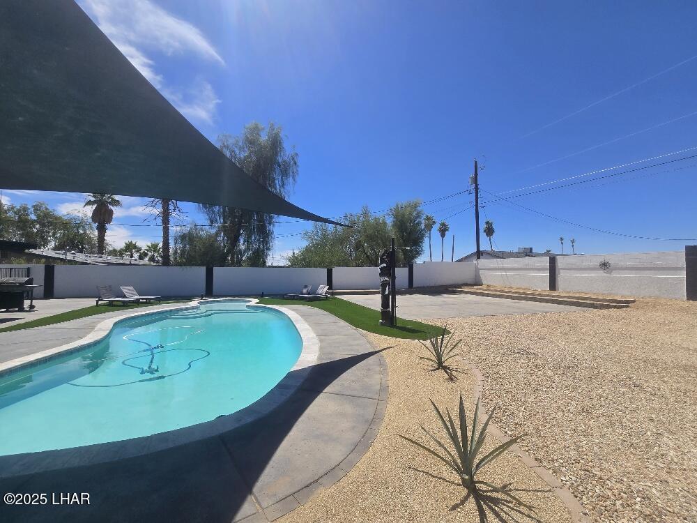 2715 Shasta Ln Property Photo 60