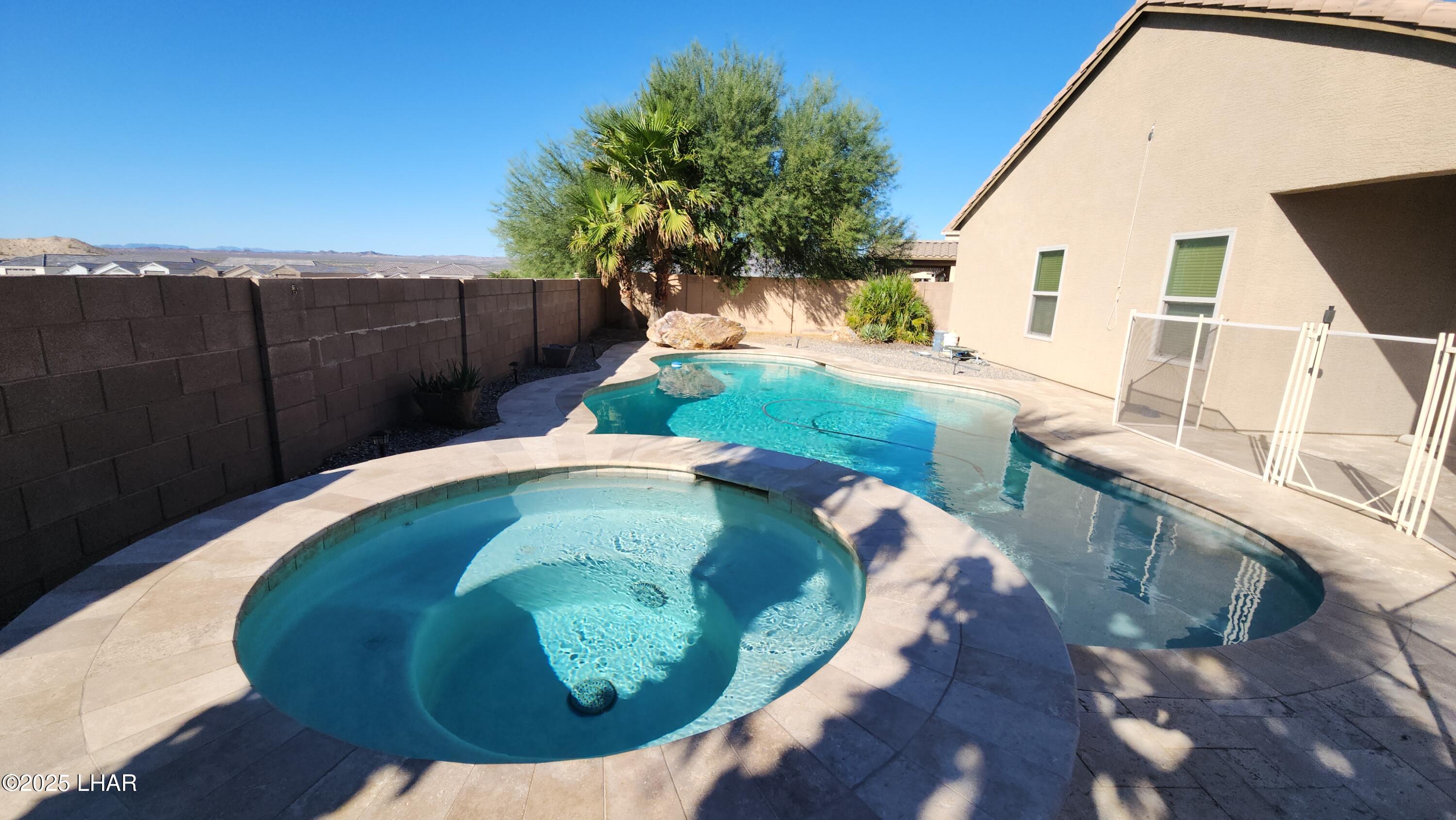 1736 E Azalea Ave Property Photo 1