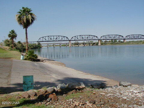 493 E Riverfront Dr Property Photo 44