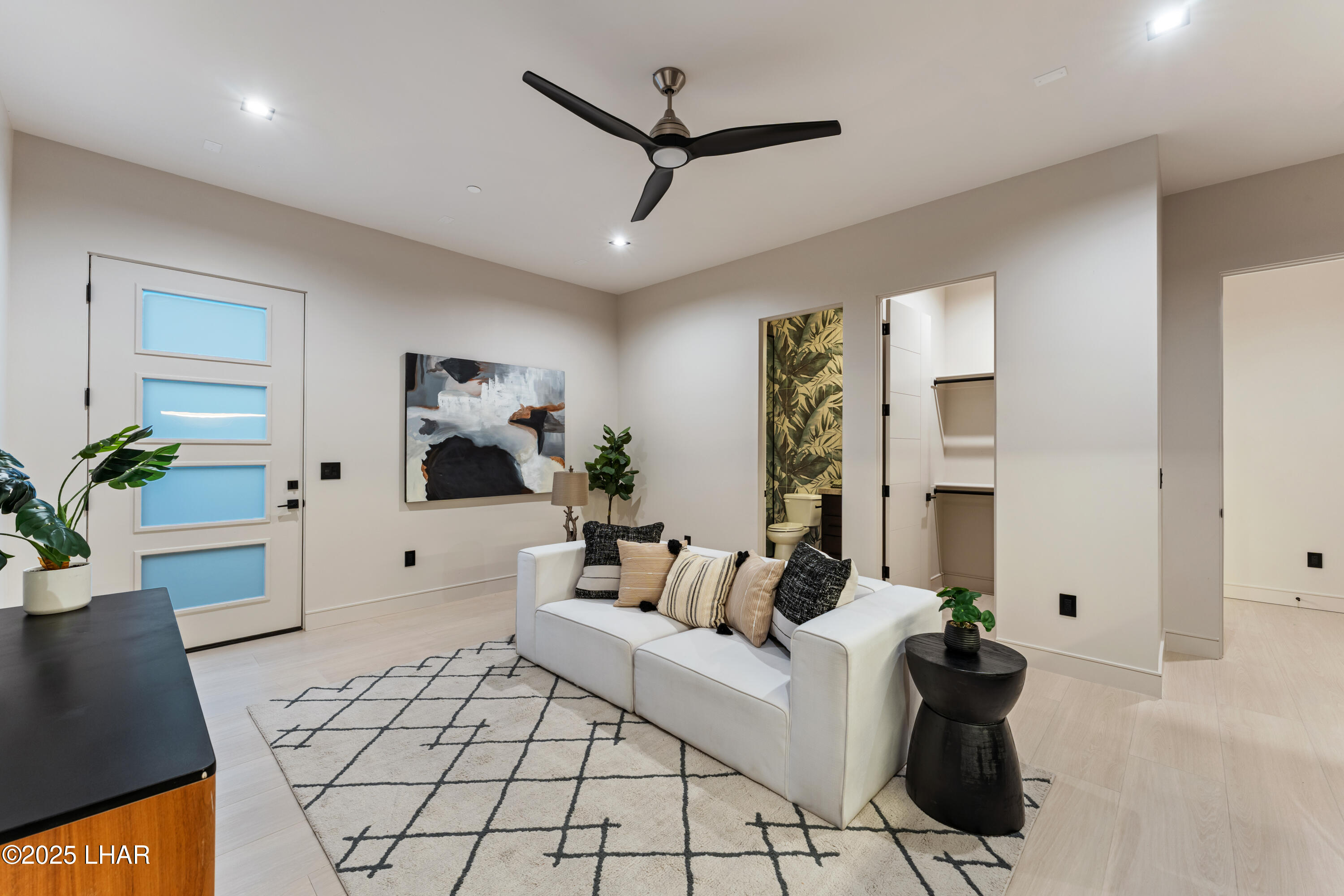 2454 Sunset Rdg Ct E Property Photo 44
