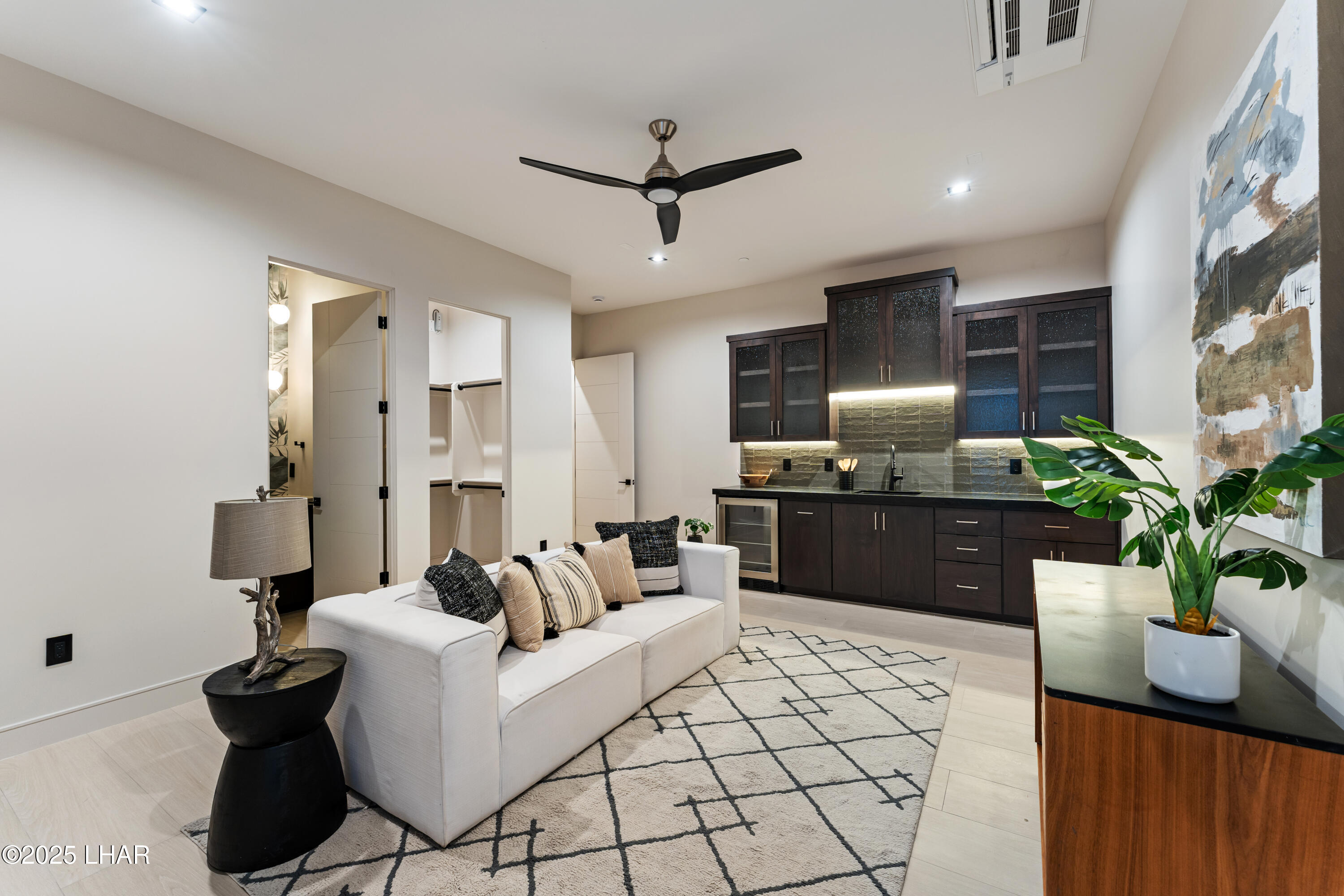 2454 Sunset Rdg Ct E Property Photo 45