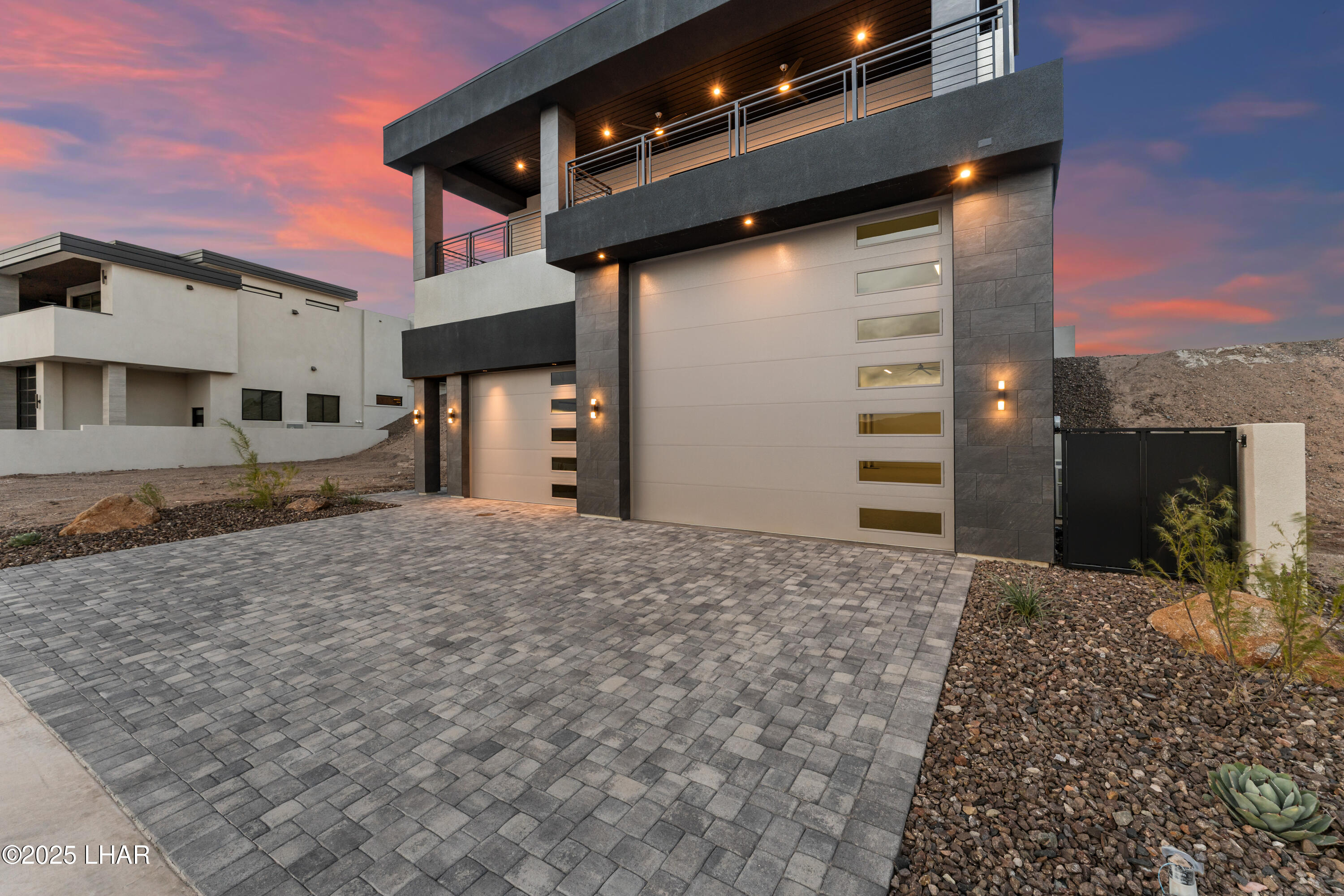 2454 Sunset Rdg Ct E Property Photo 57