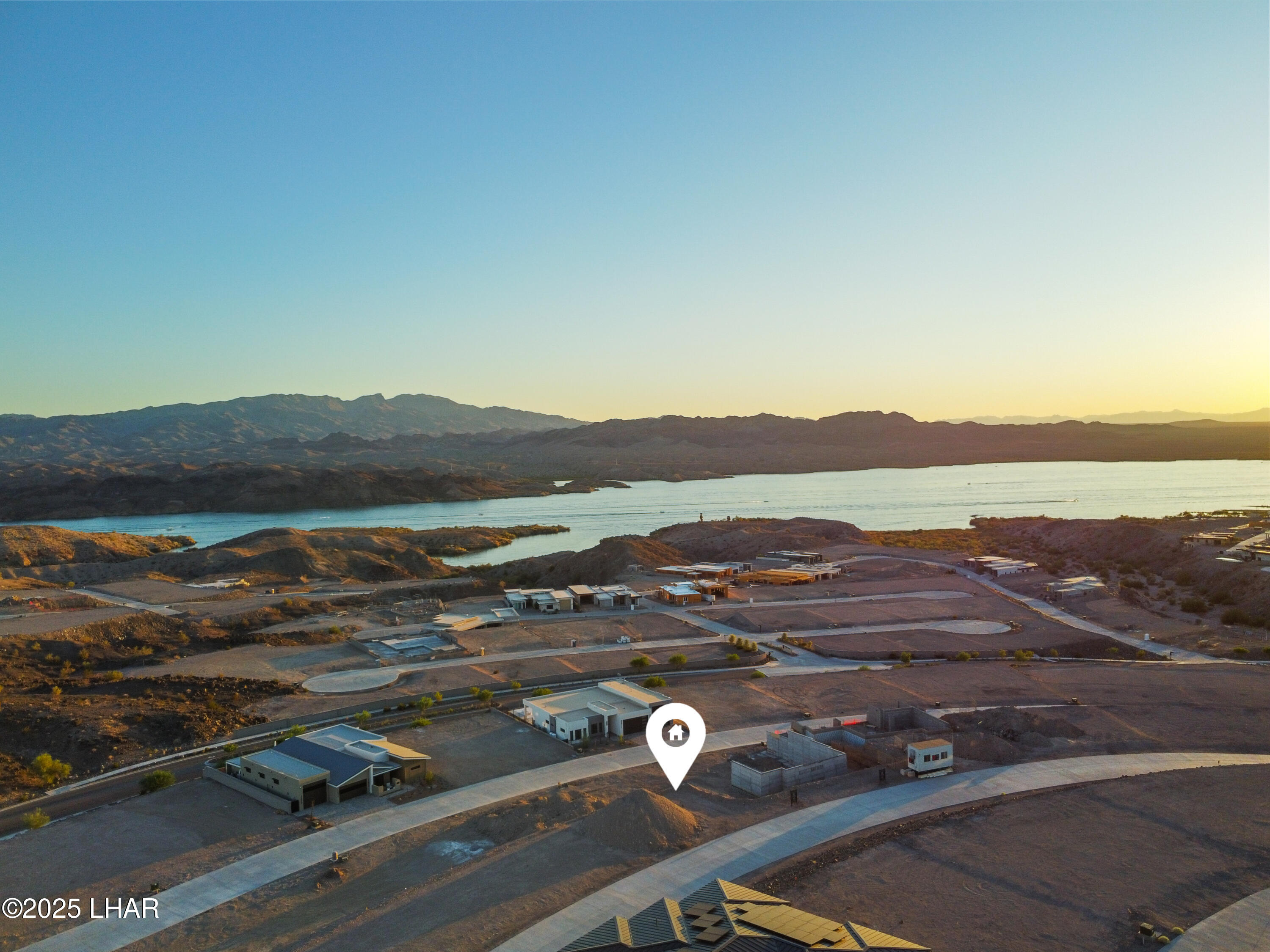 2408 Desert Rdg Ct W Property Photo 3
