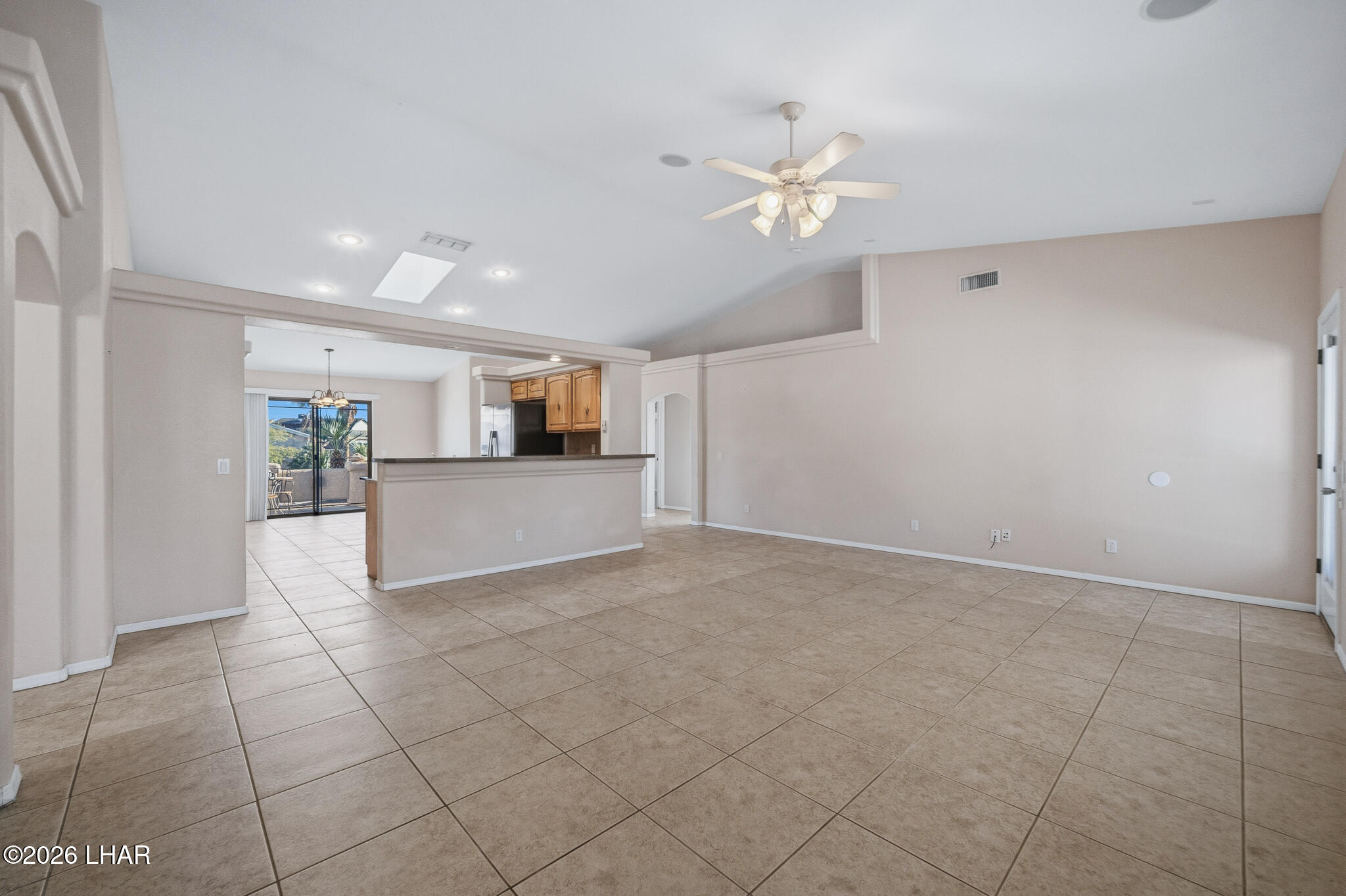 621 Rolling Hills Dr Property Photo 12