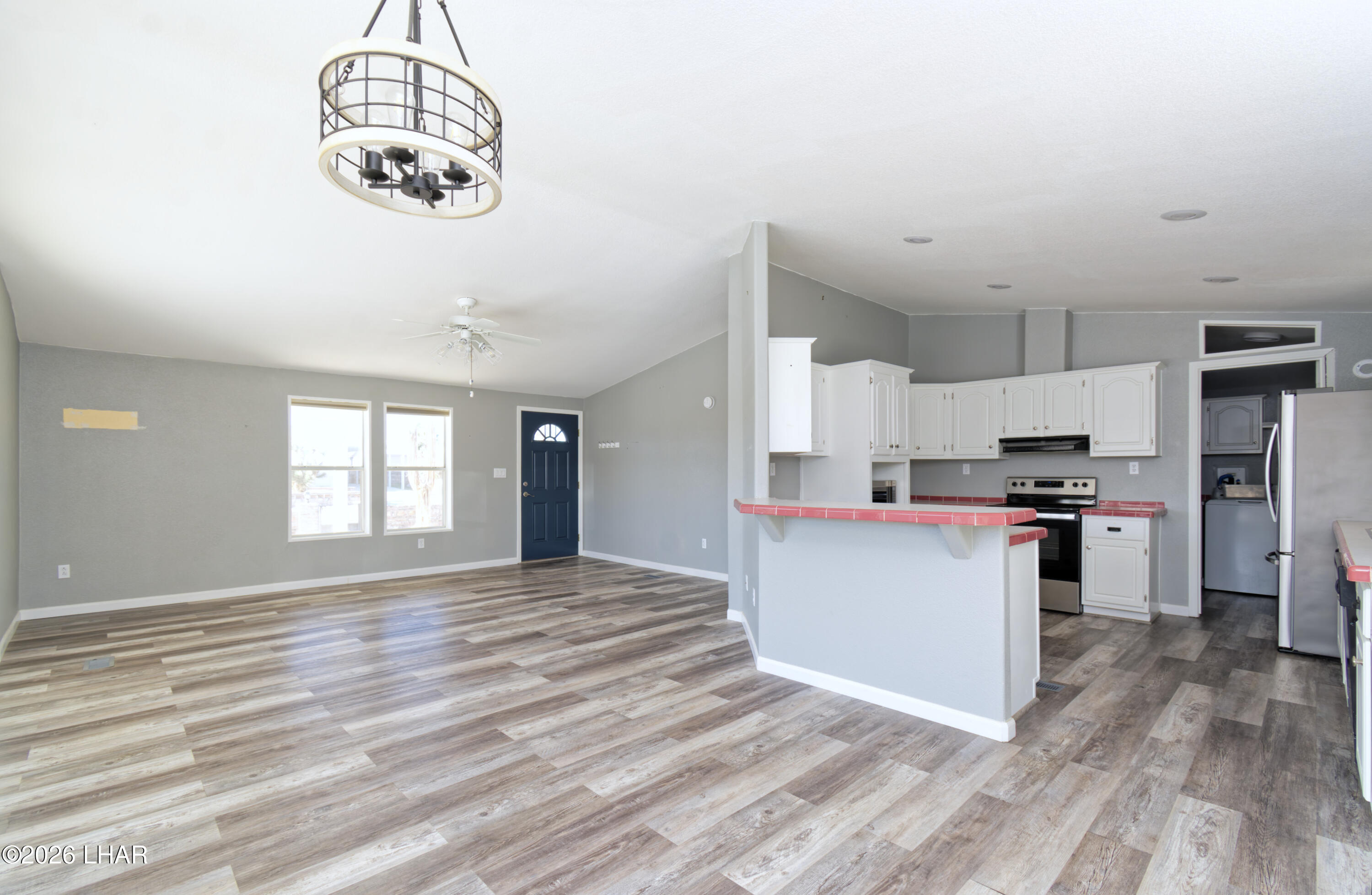 49603 Rainbow Ave Property Photo 4