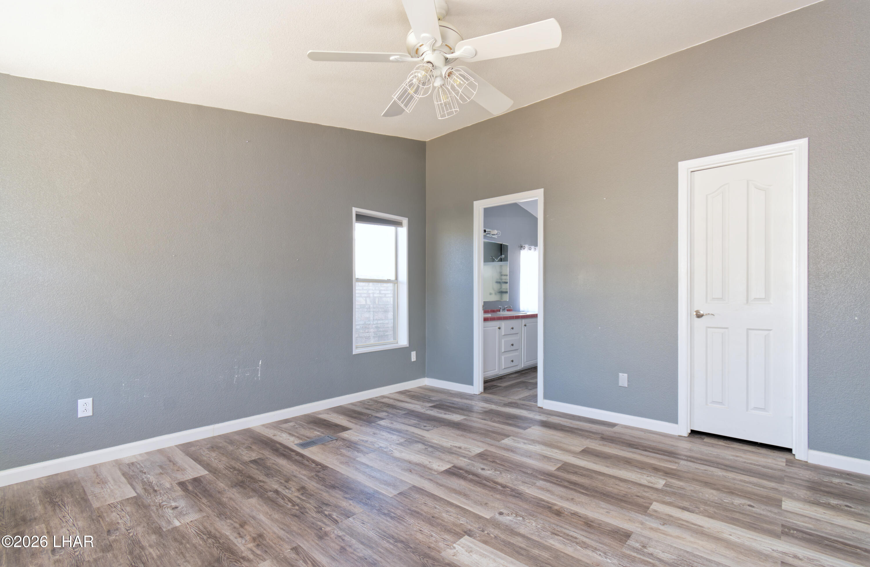 49603 Rainbow Ave Property Photo 25