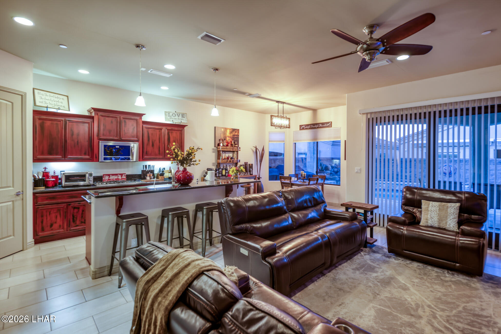 614 Veneto Loop Property Photo 7