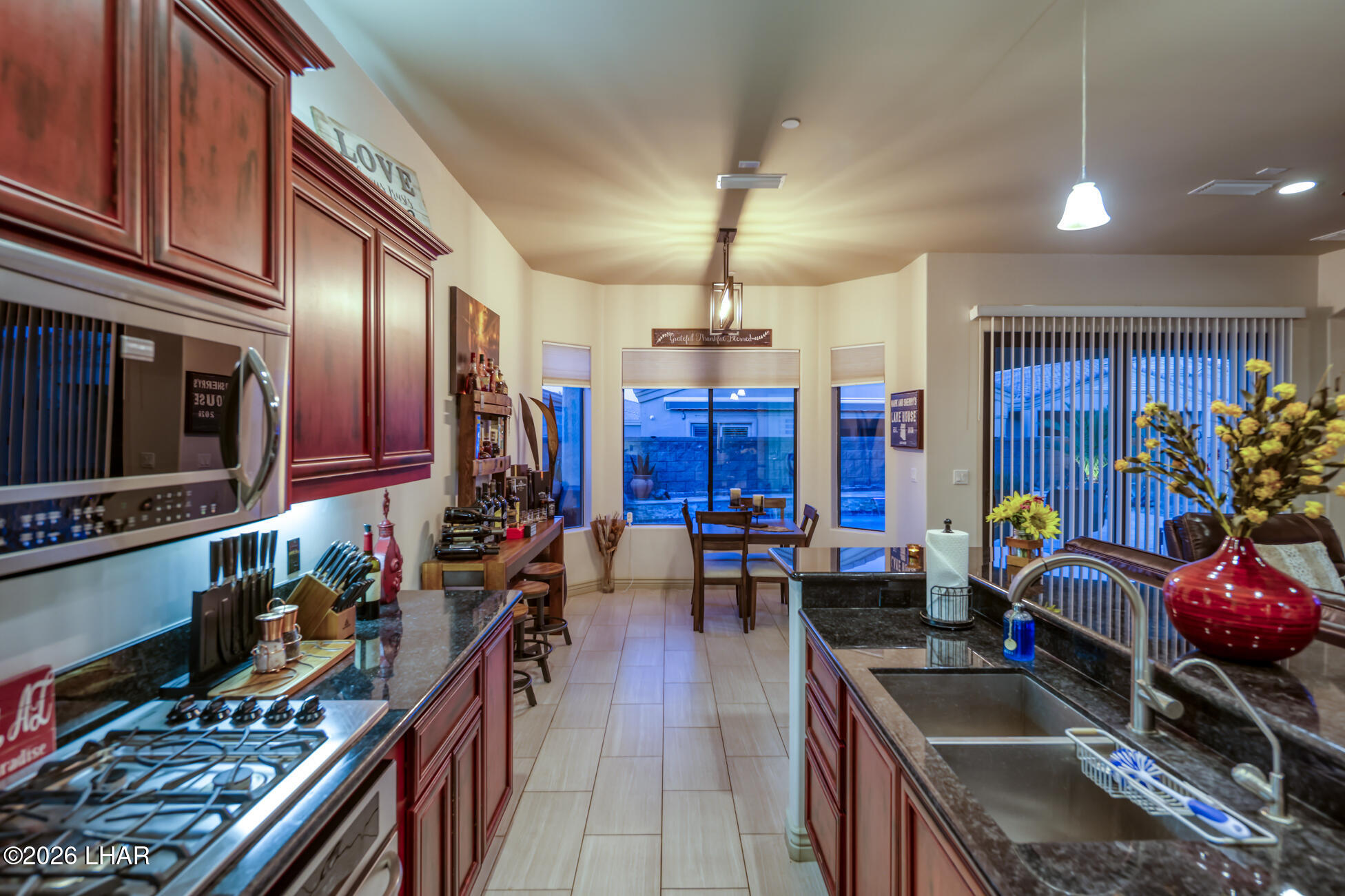 614 Veneto Loop Property Photo 19