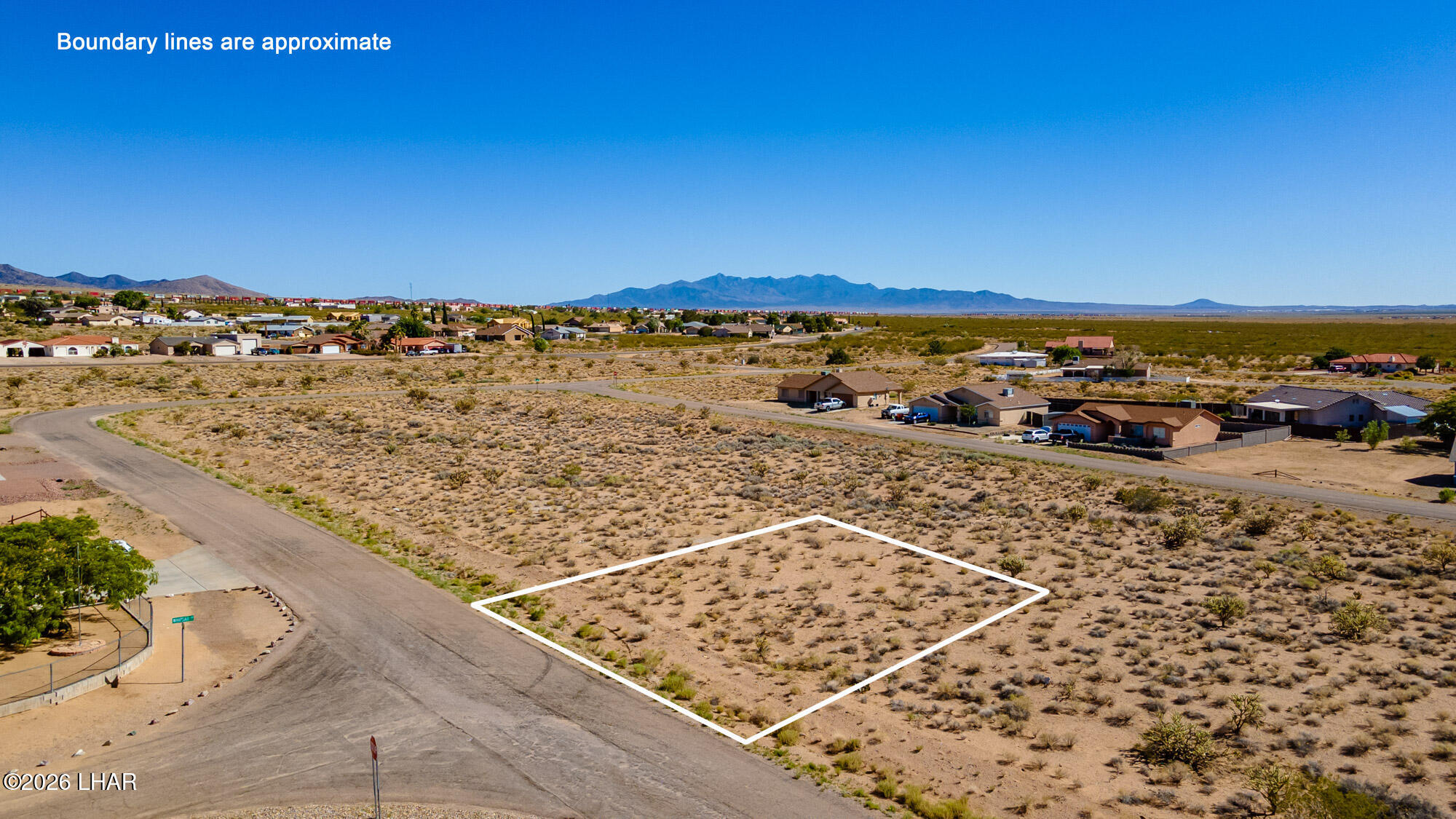 6915 Rio Verde Dr Property Photo 3