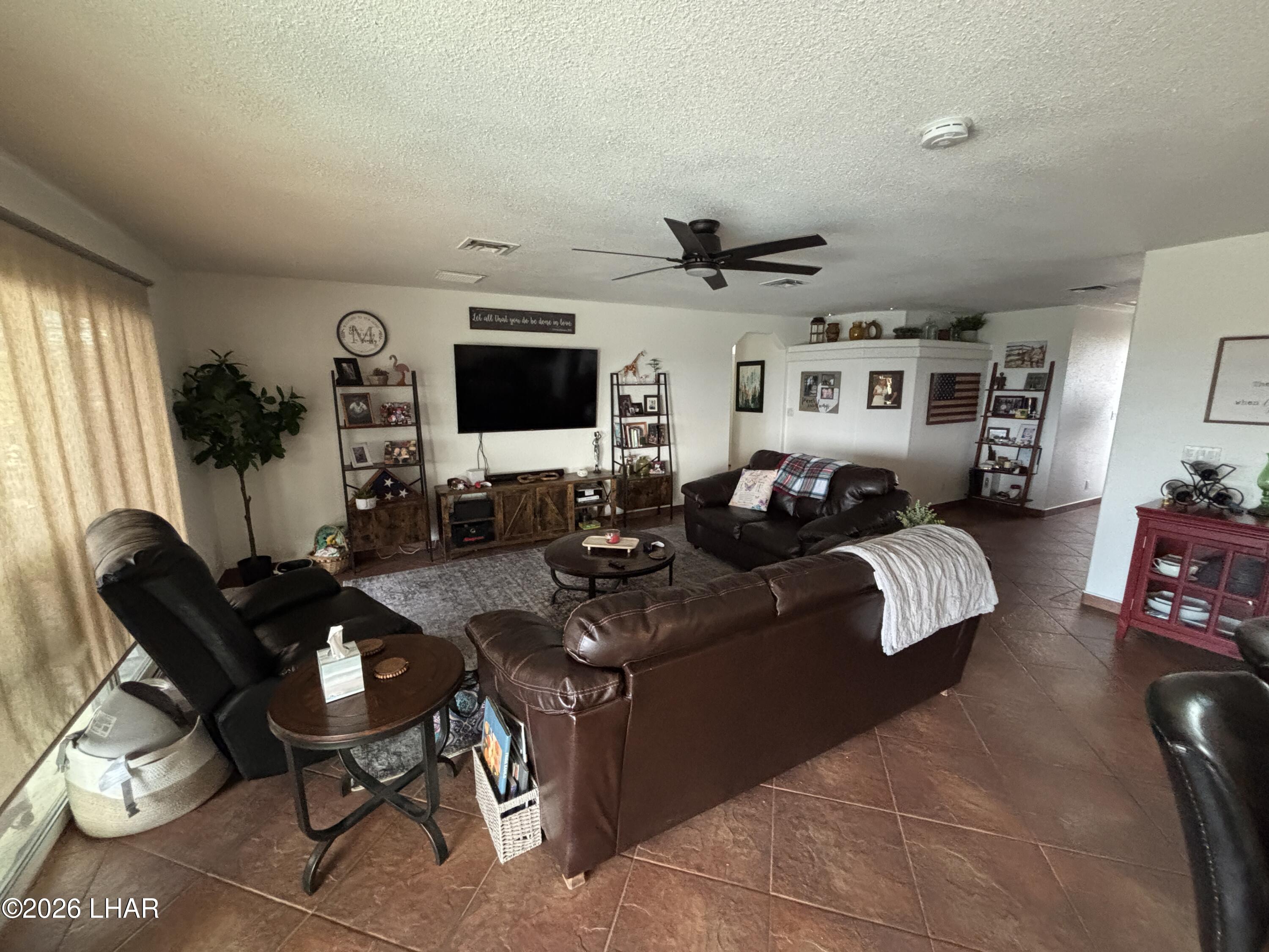 3243 Silver Saddle Dr Property Photo 5