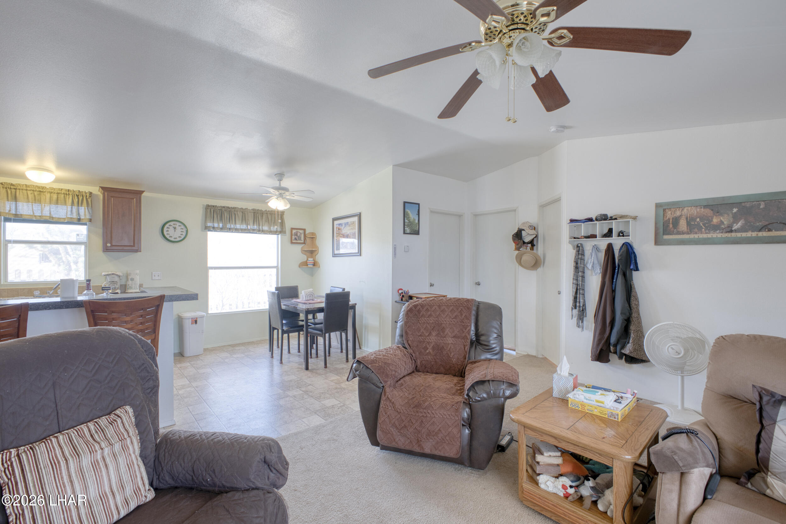 470 E Sumner Dr Property Photo 8