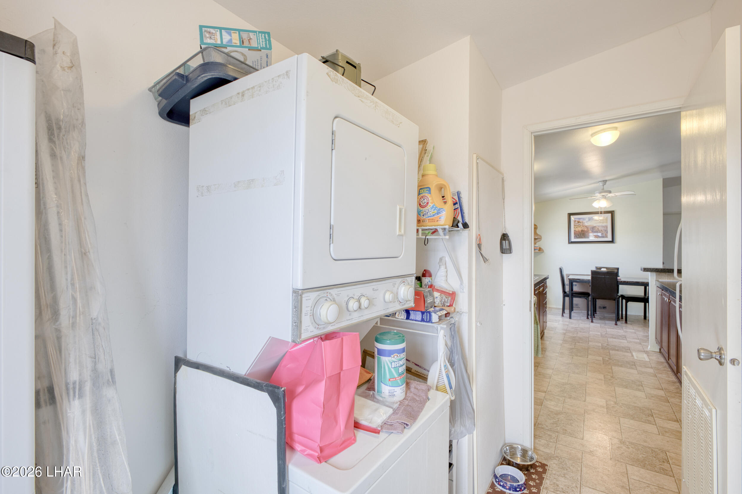 470 E Sumner Dr Property Photo 16