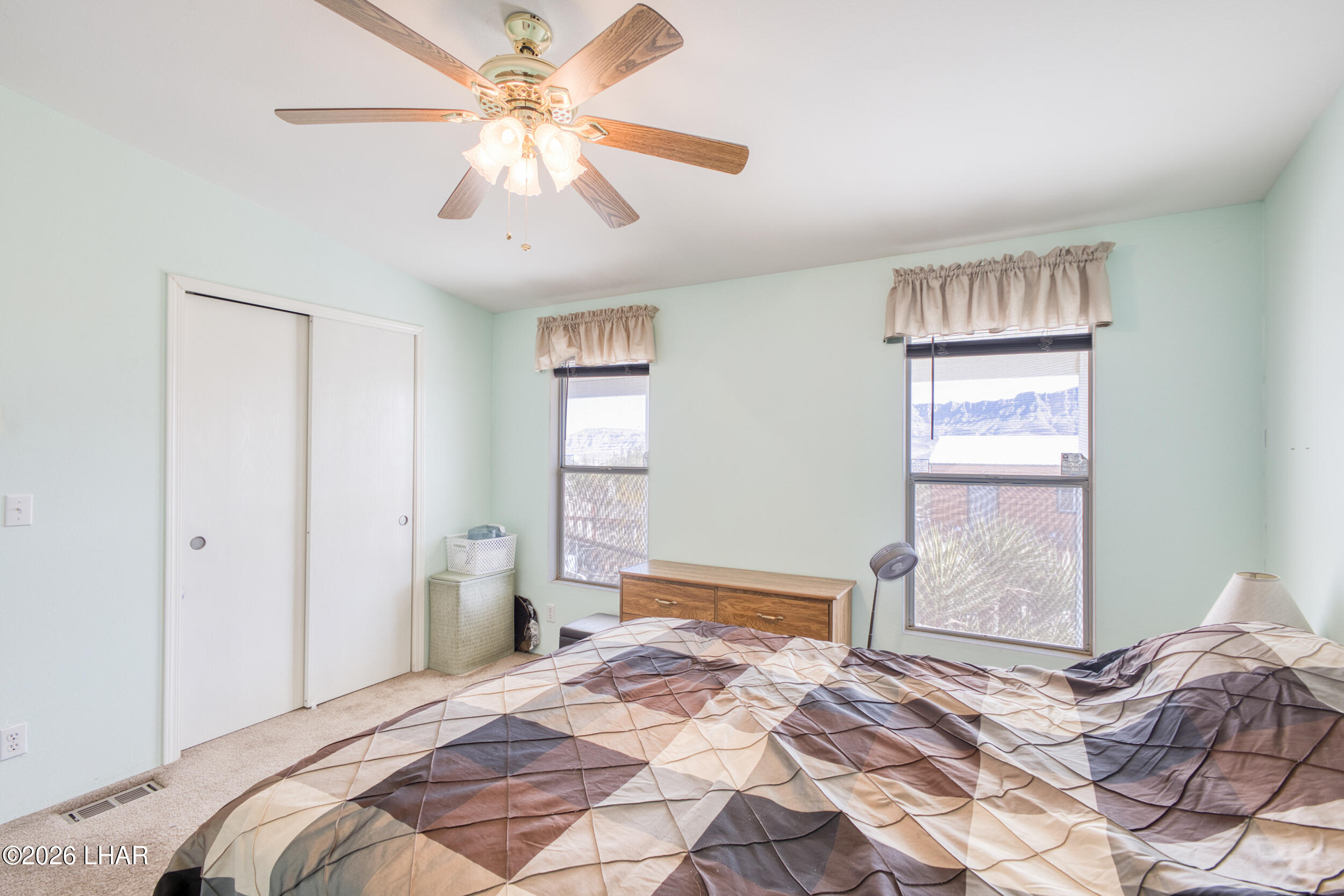470 E Sumner Dr Property Photo 19