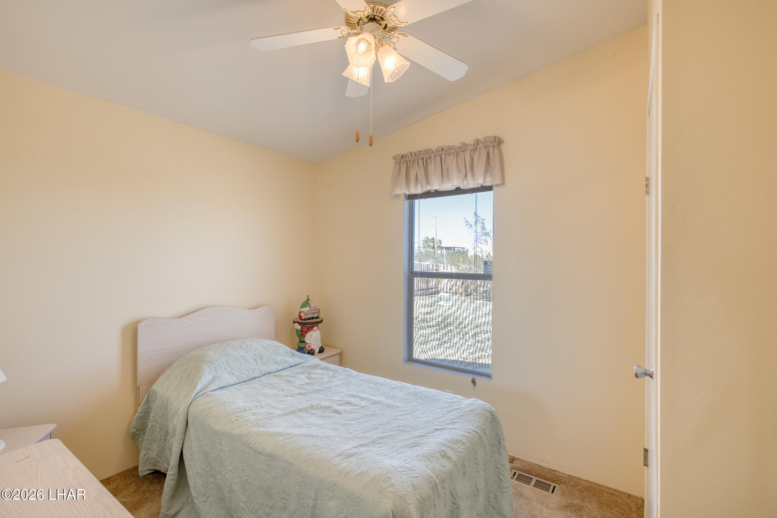 470 E Sumner Dr Property Photo 26