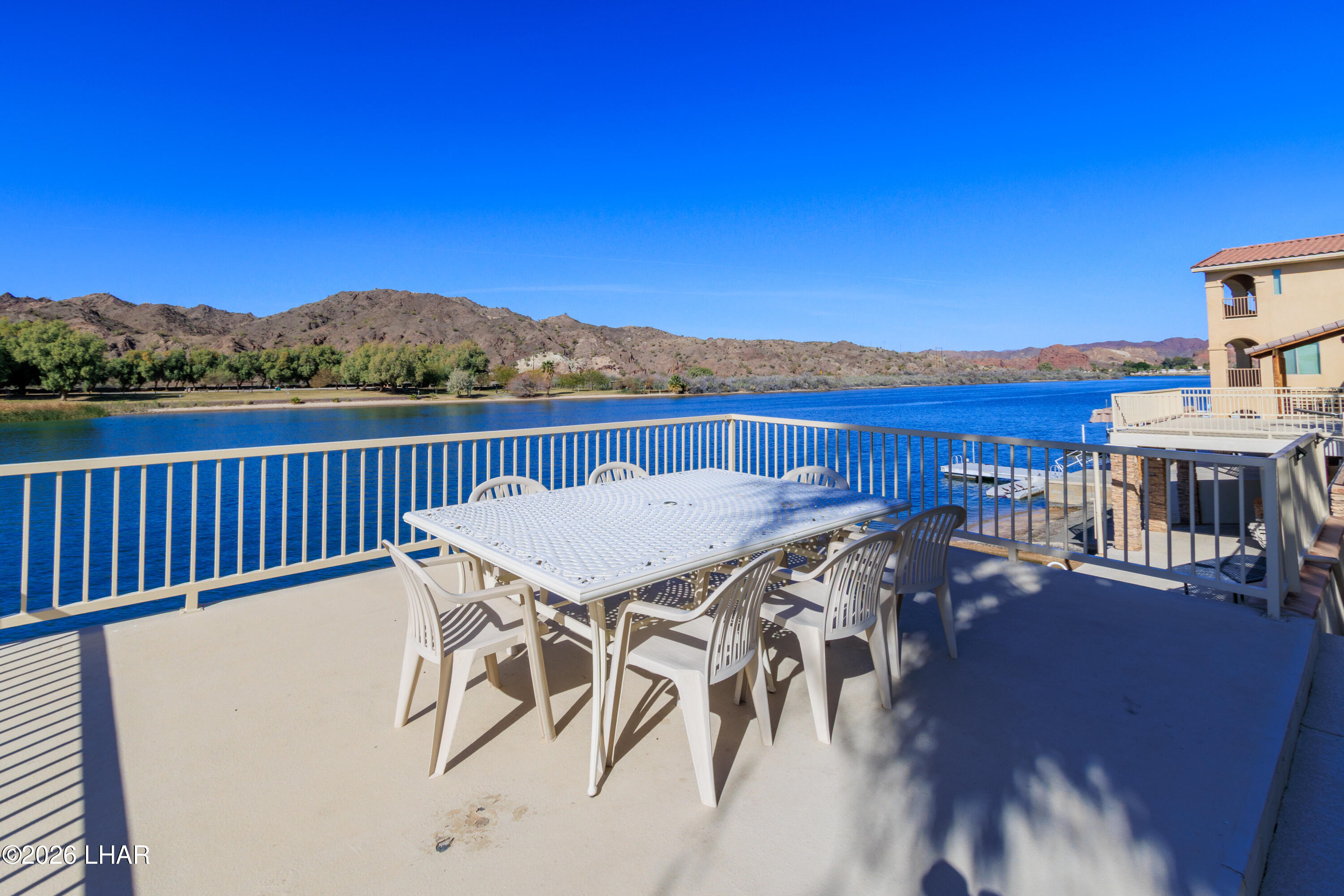 6674 S Riverside Dr Property Photo 14