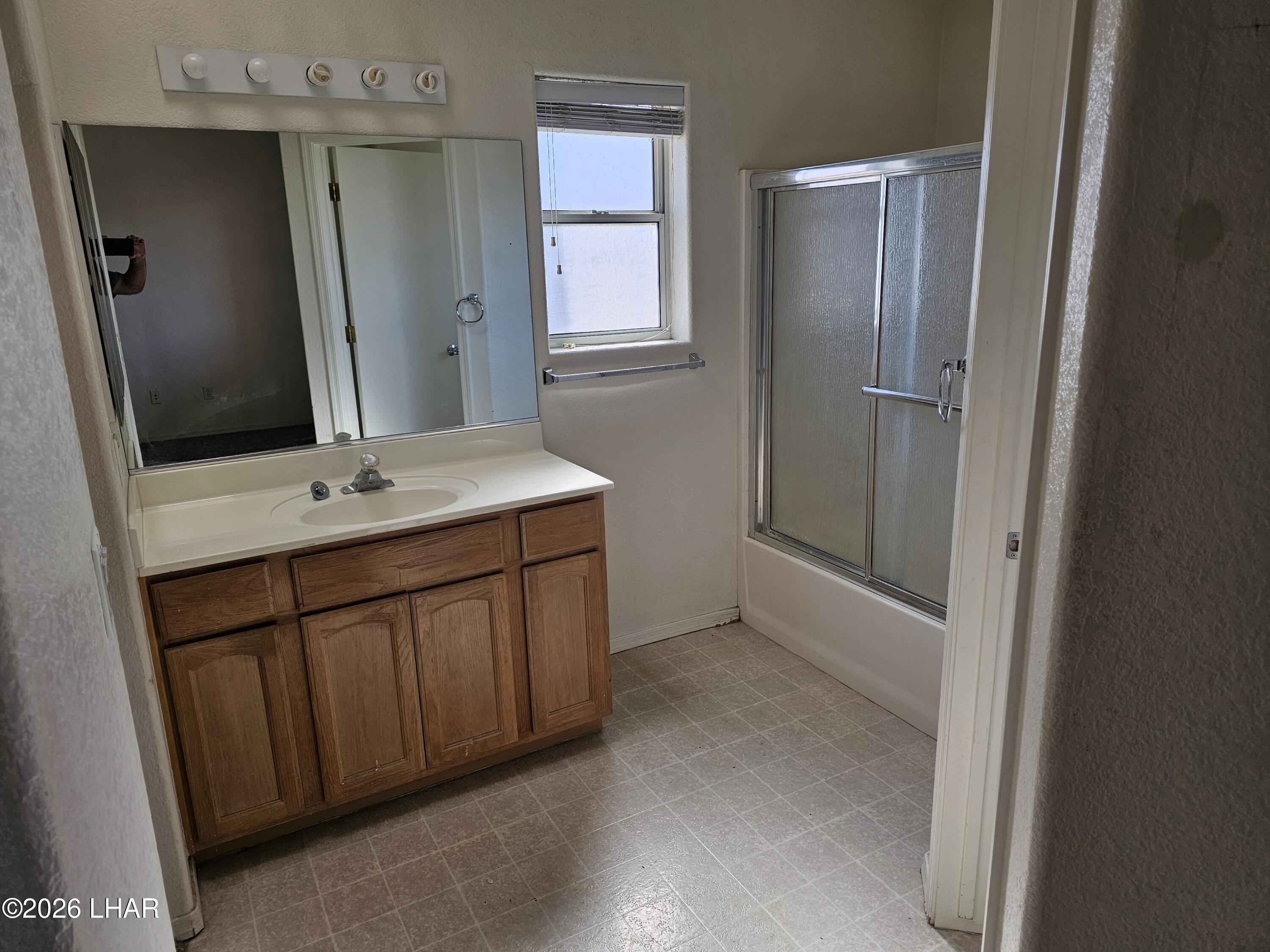1215 Pawnee Dr Property Photo 21