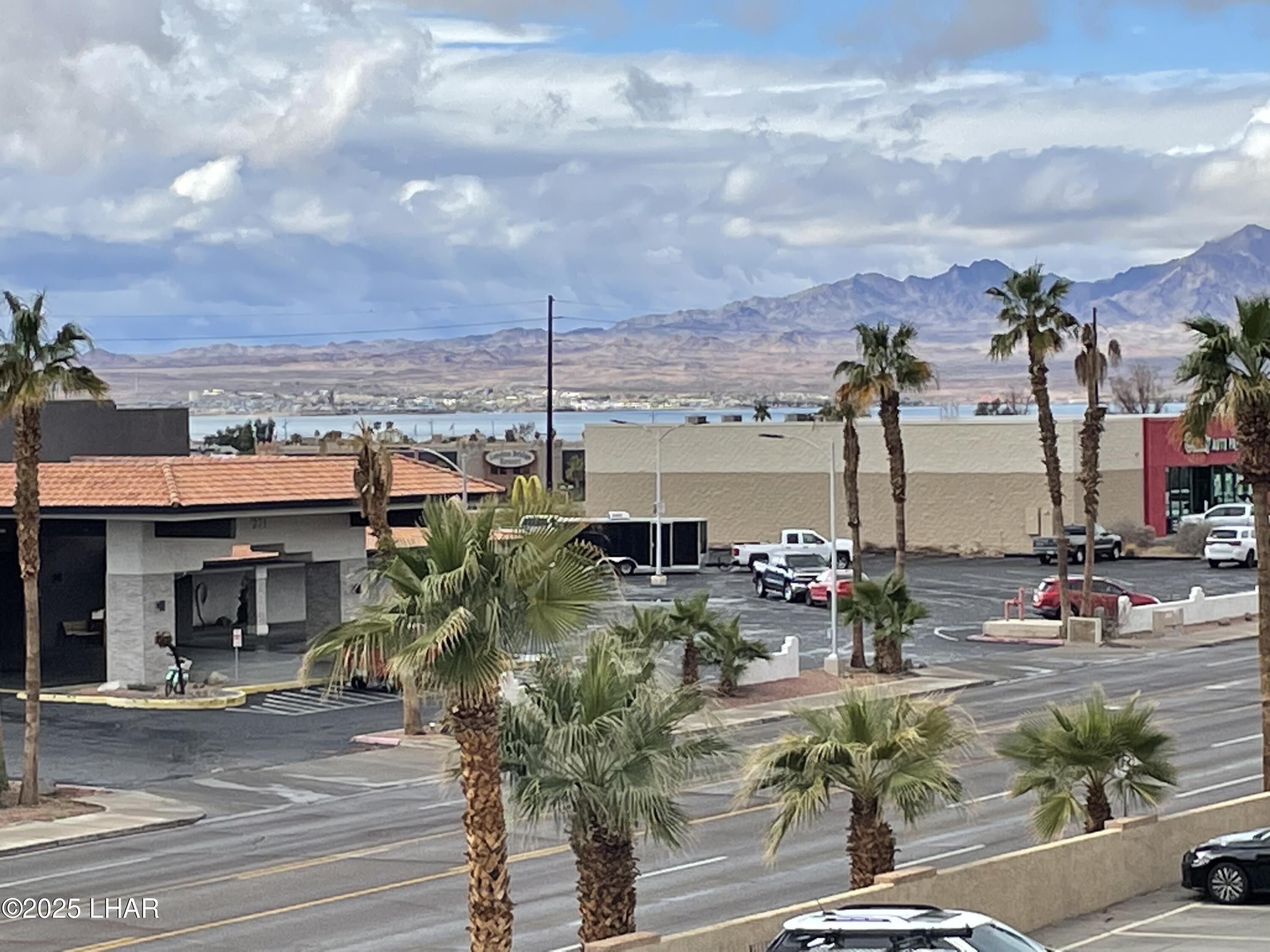 276 Lake Havasu Ave S C19 Property Photo 3