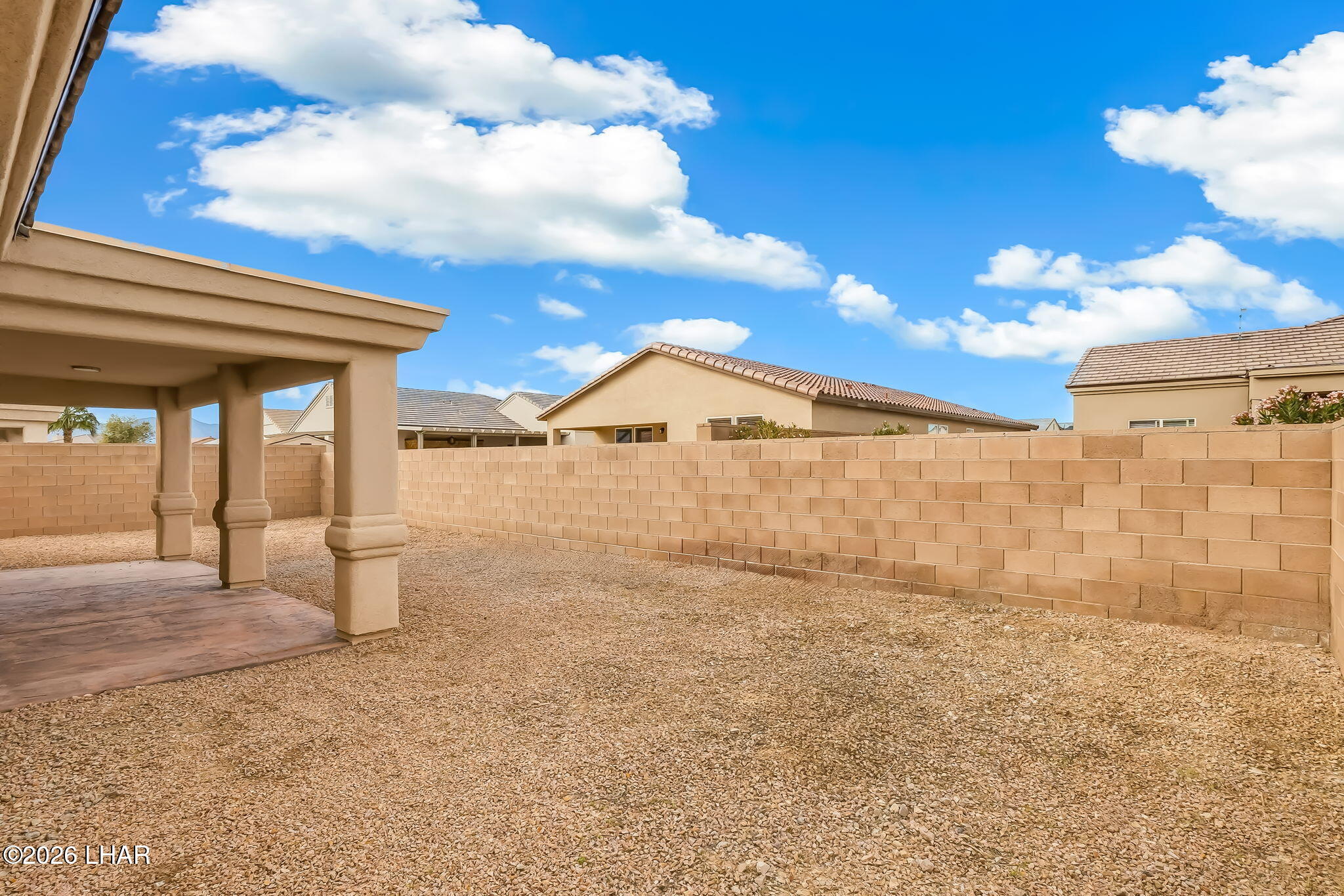 2045 E Crystal Dr Property Photo 48