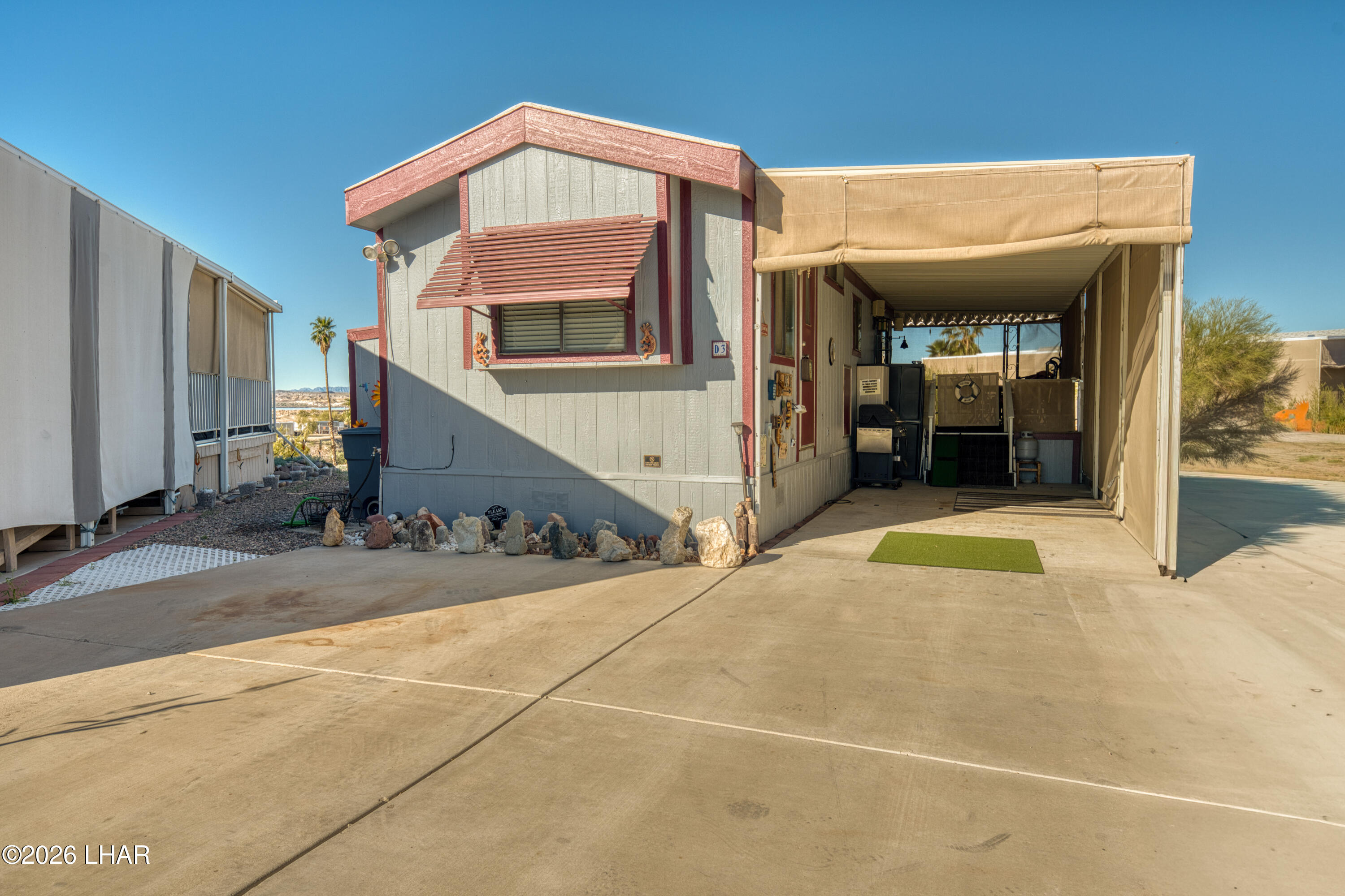 1534 Beachcomber Blvd D3 Property Photo 3
