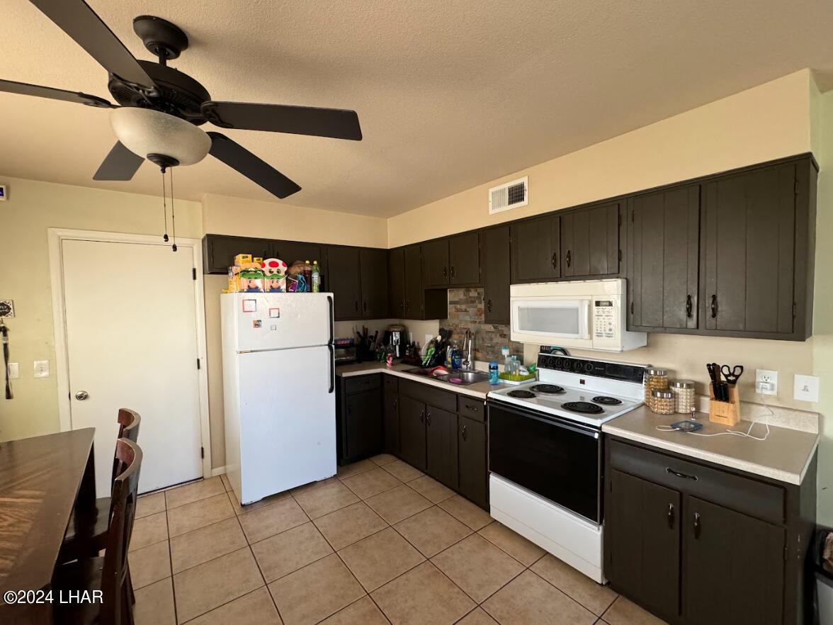 2986 Winterhaven Dr Property Photo 6