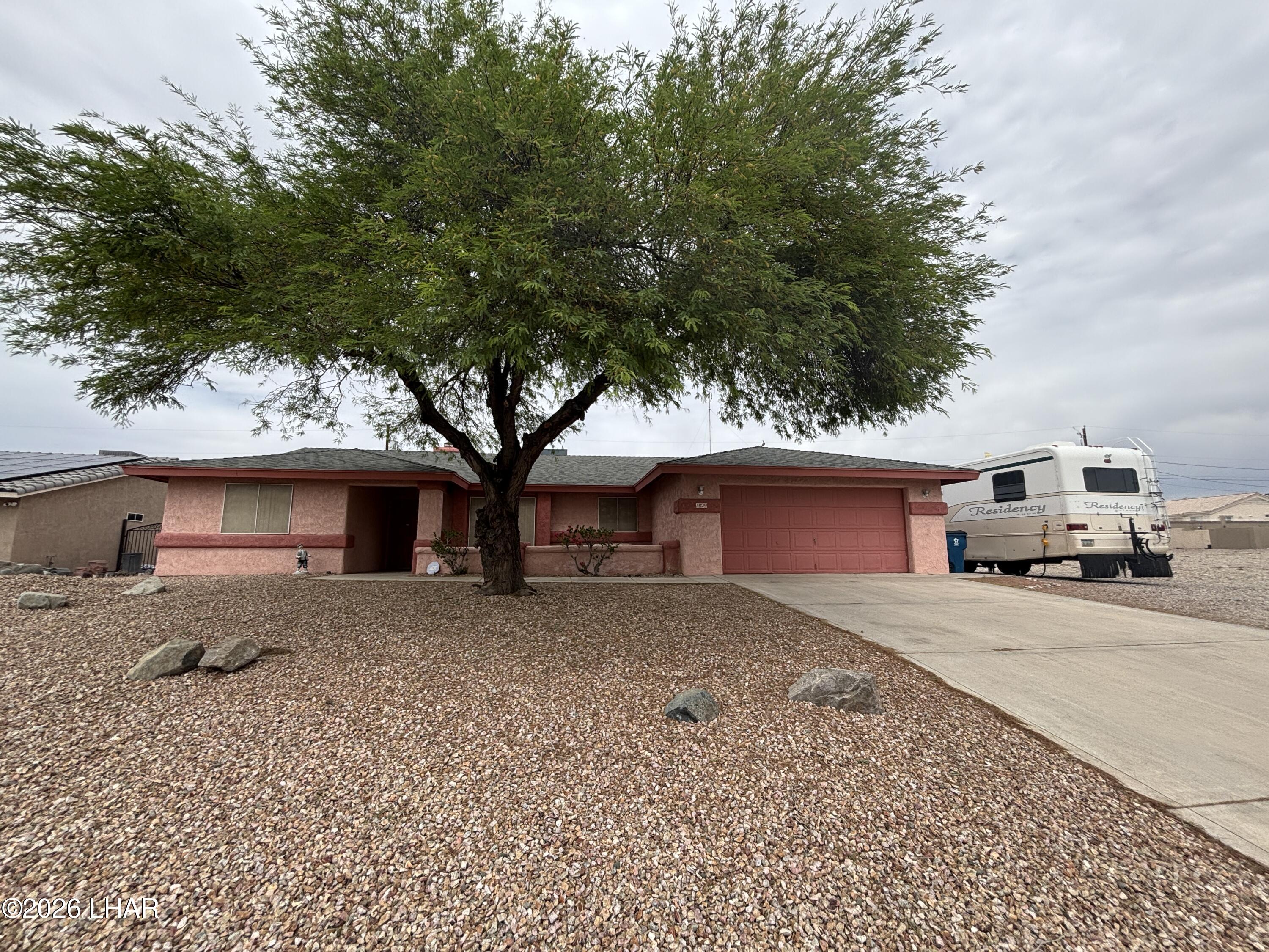 1829 Beavertail Dr Property Photo 1