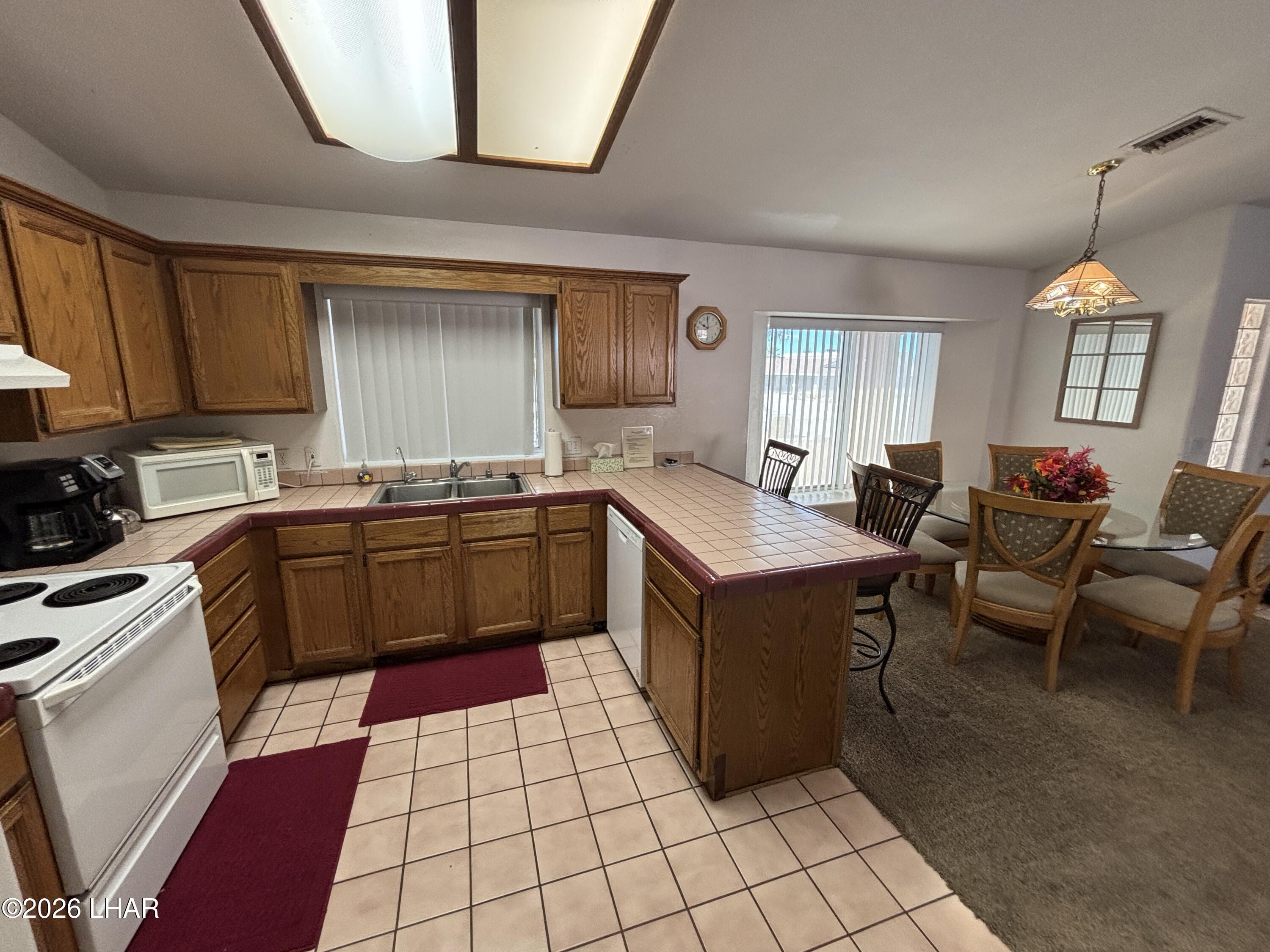 1829 Beavertail Dr Property Photo 11
