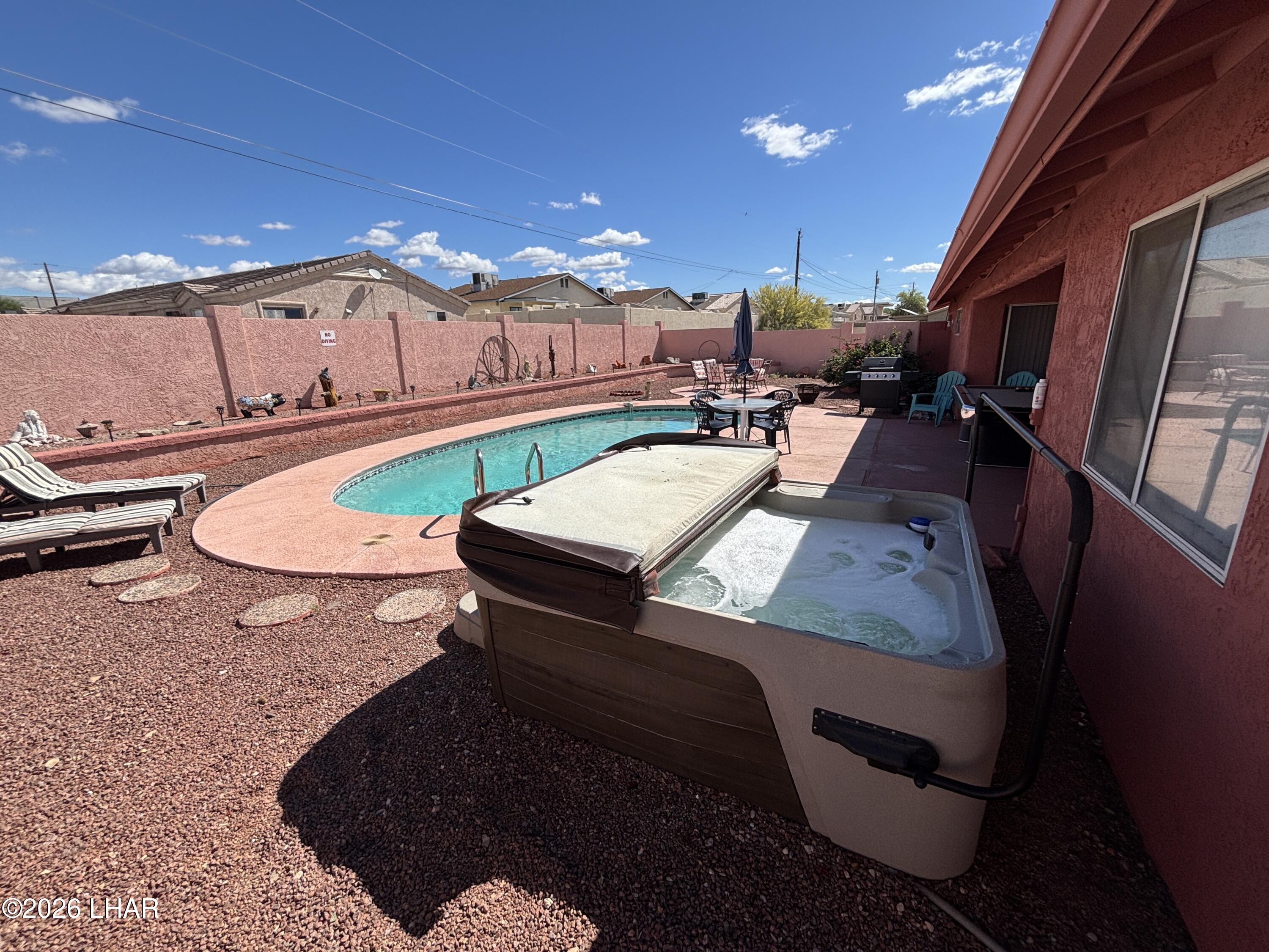 1829 Beavertail Dr Property Photo 30