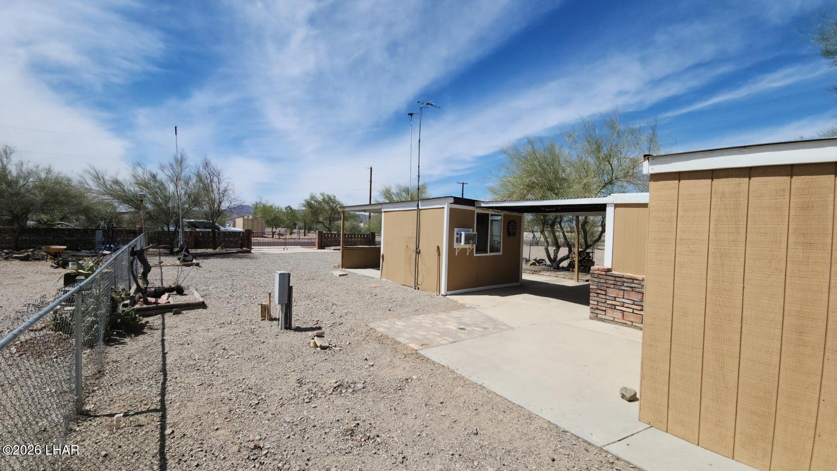 565 S Adobe Ln Property Photo 13