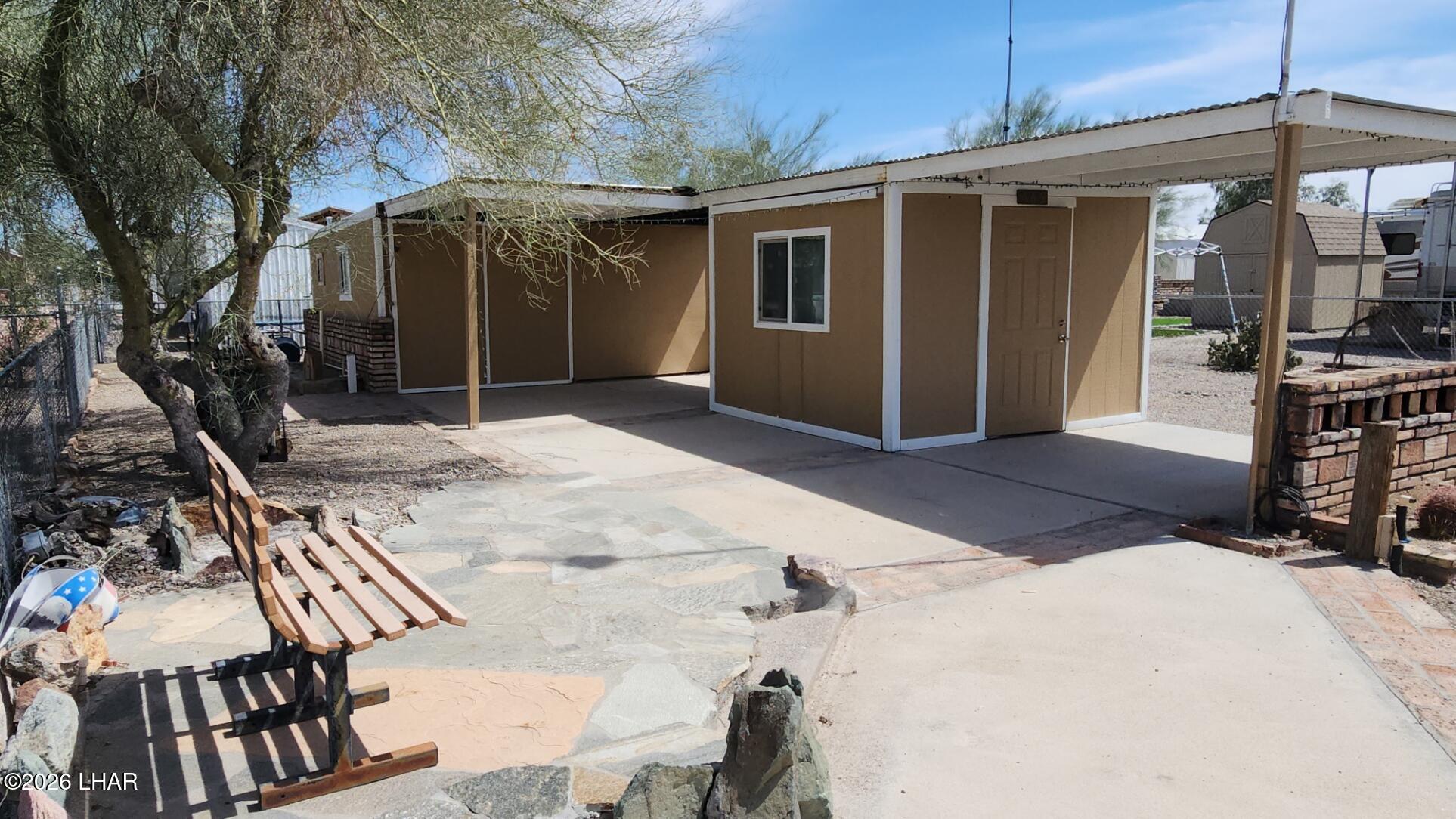 565 S Adobe Ln Property Photo 15