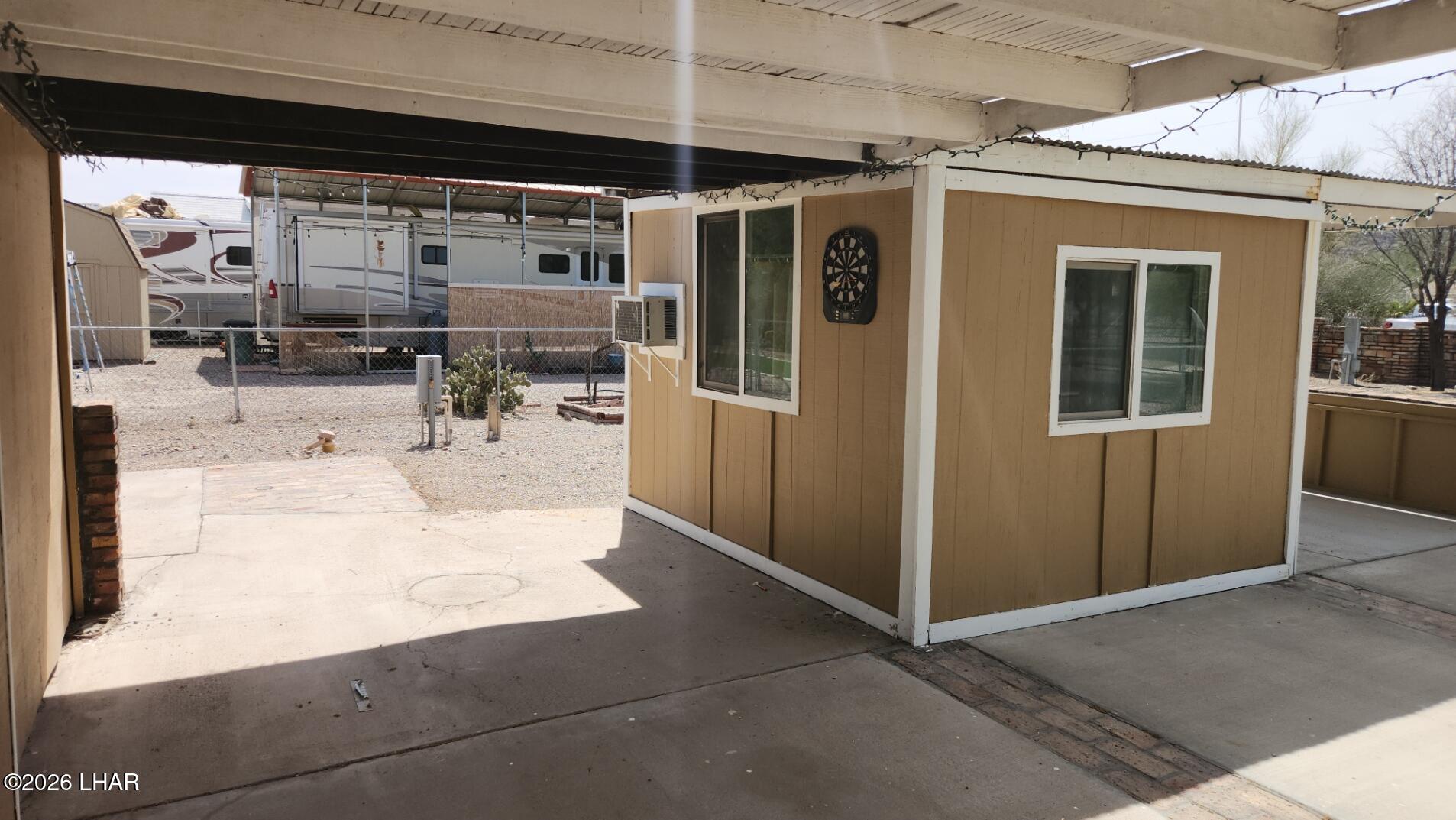 565 S Adobe Ln Property Photo 23