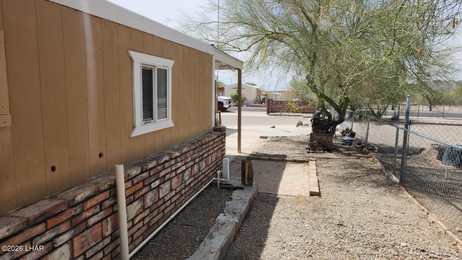 565 S Adobe Ln Property Photo 31