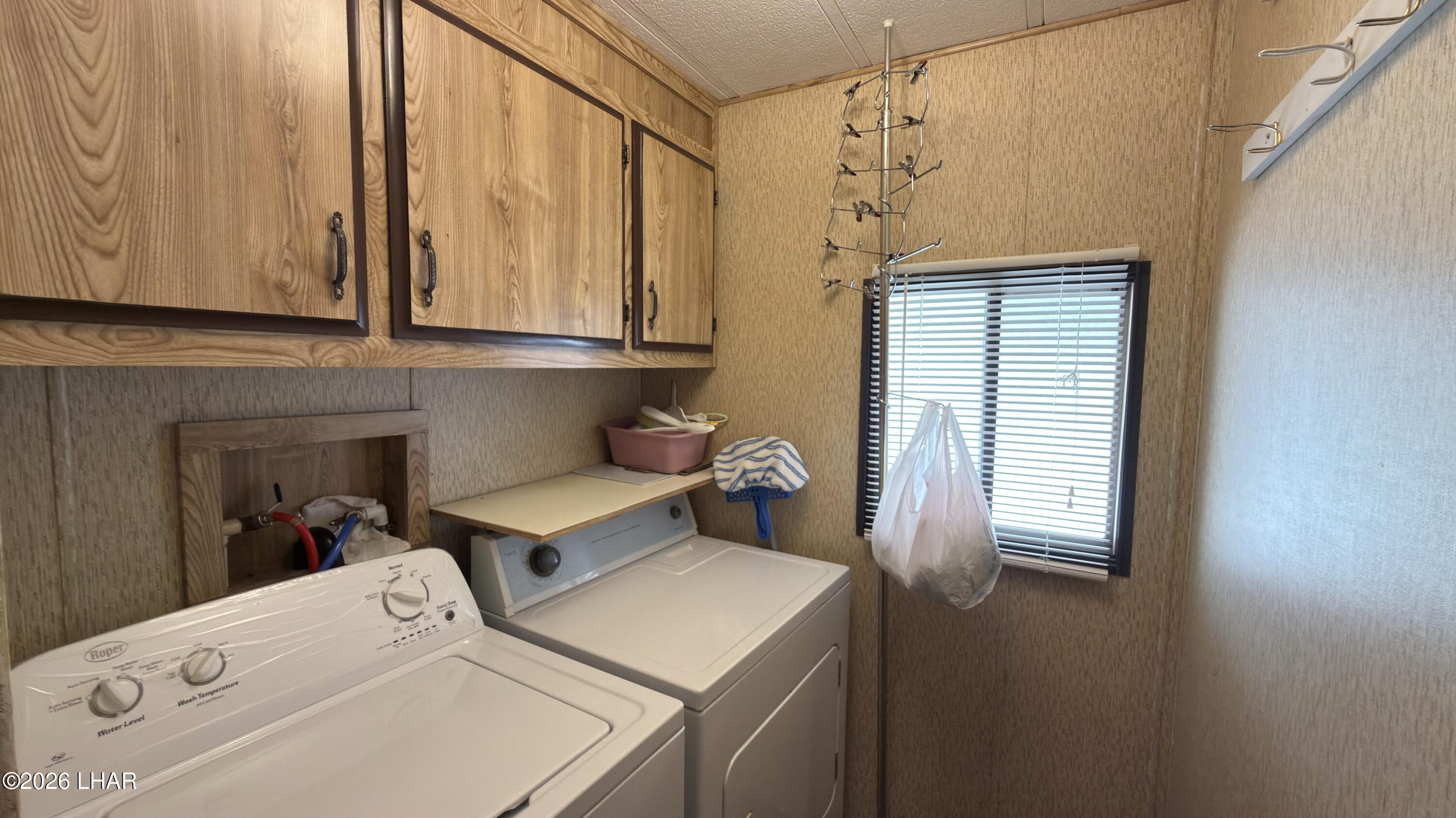 1415 N Datig Ave Property Photo 11