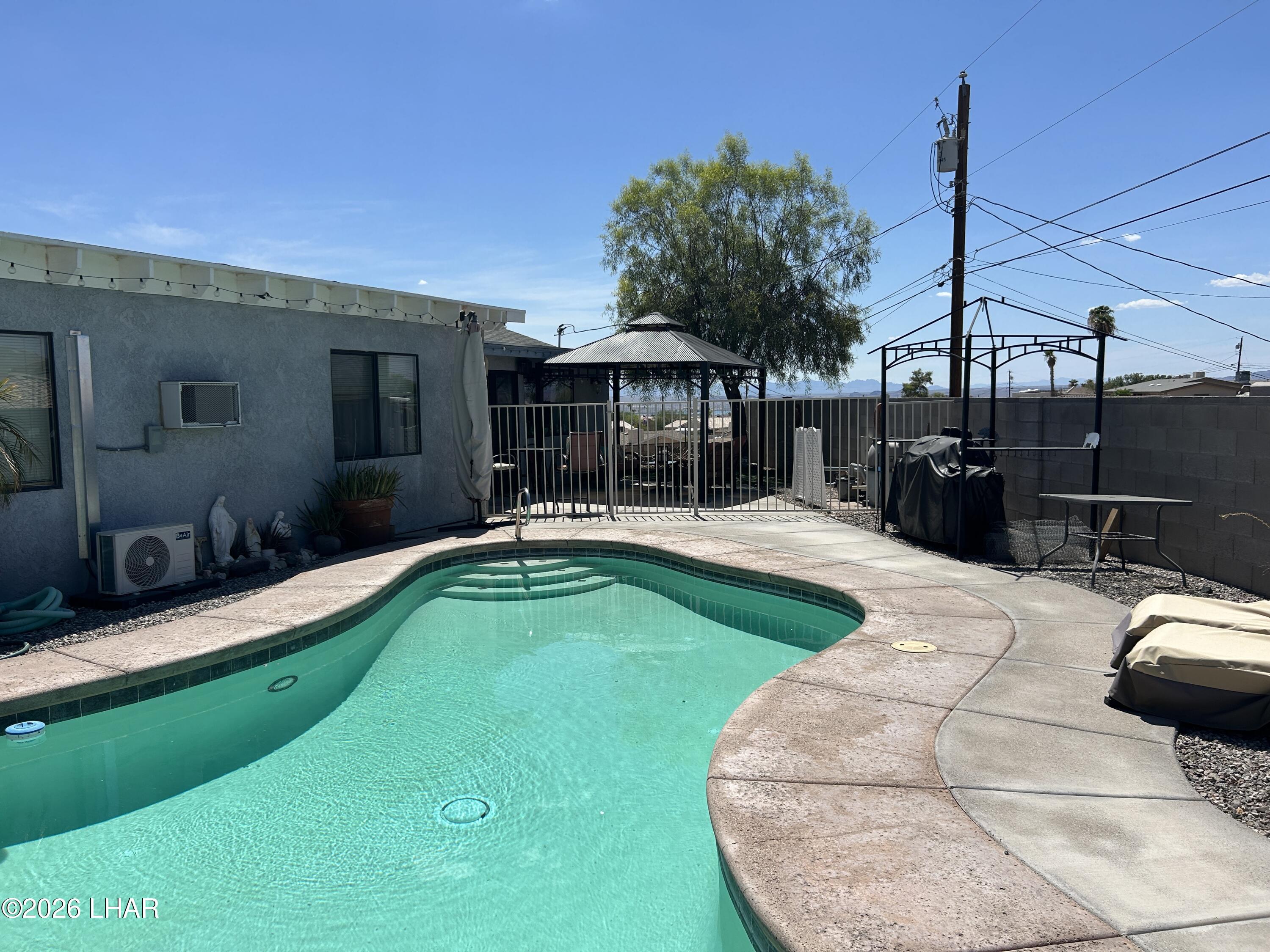 459 Silver Saddle Bay Property Photo 31