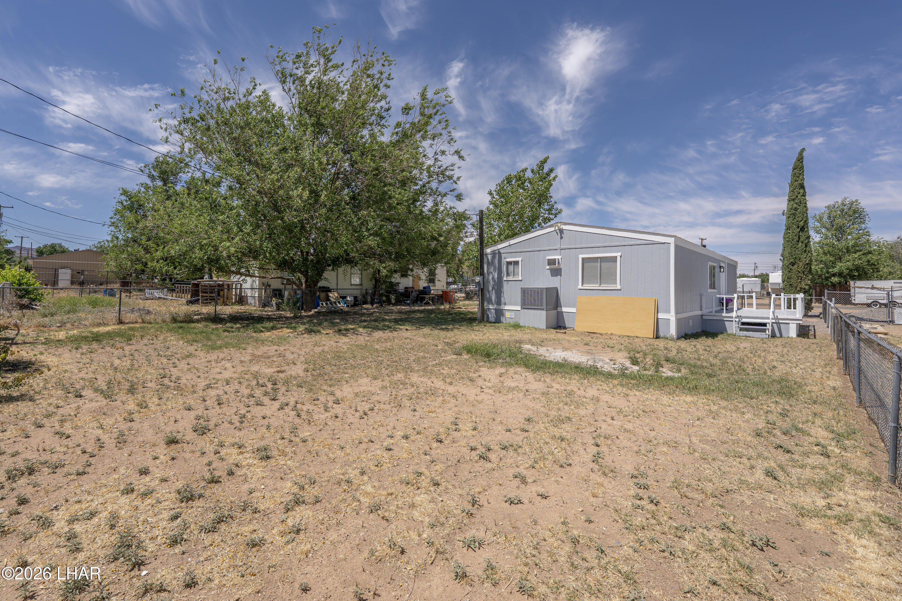 3096 E Packard Ave Property Photo 6