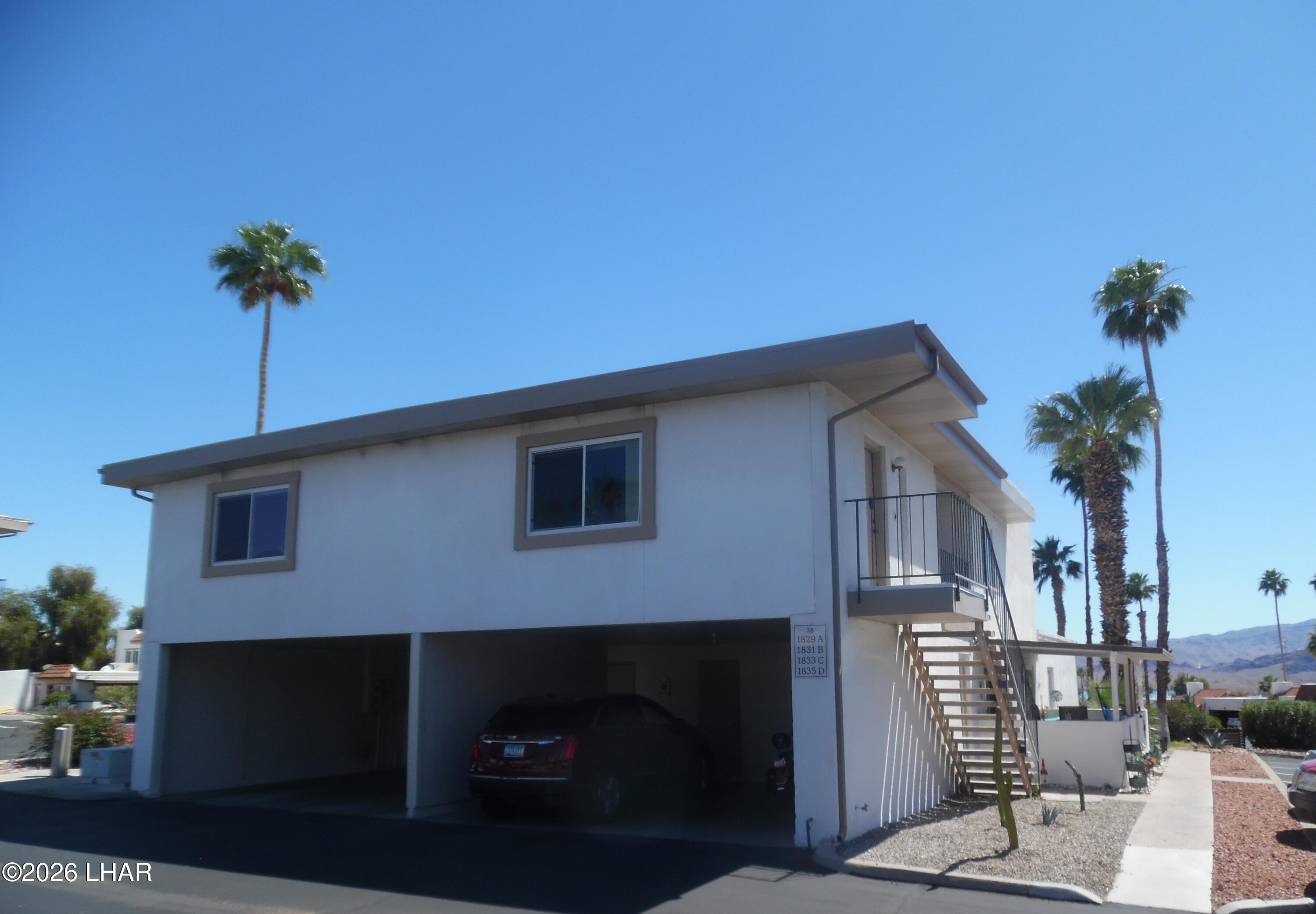1835 Montana D Property Photo 1