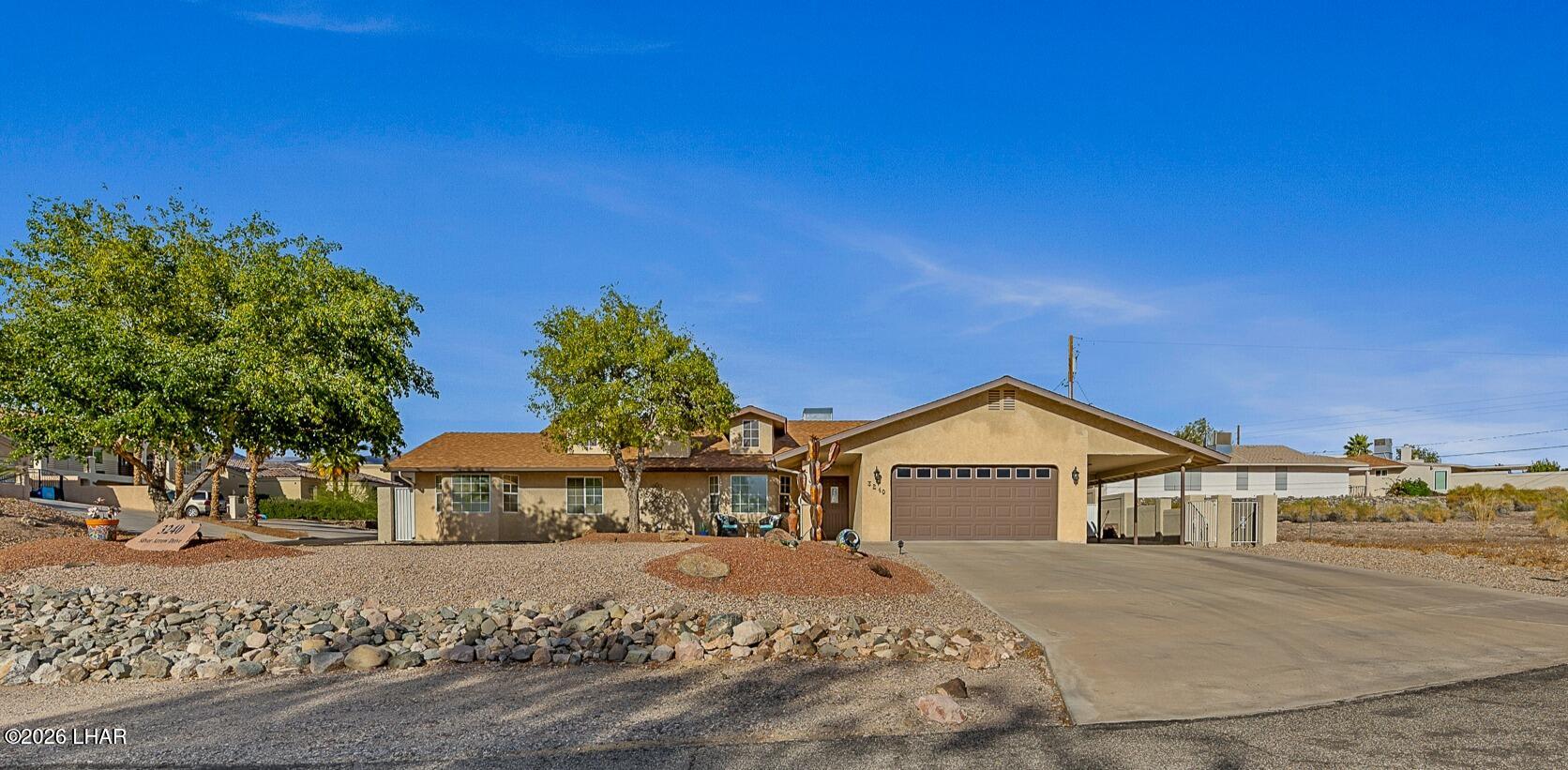 3240 Silver Arrow Dr Property Photo 2