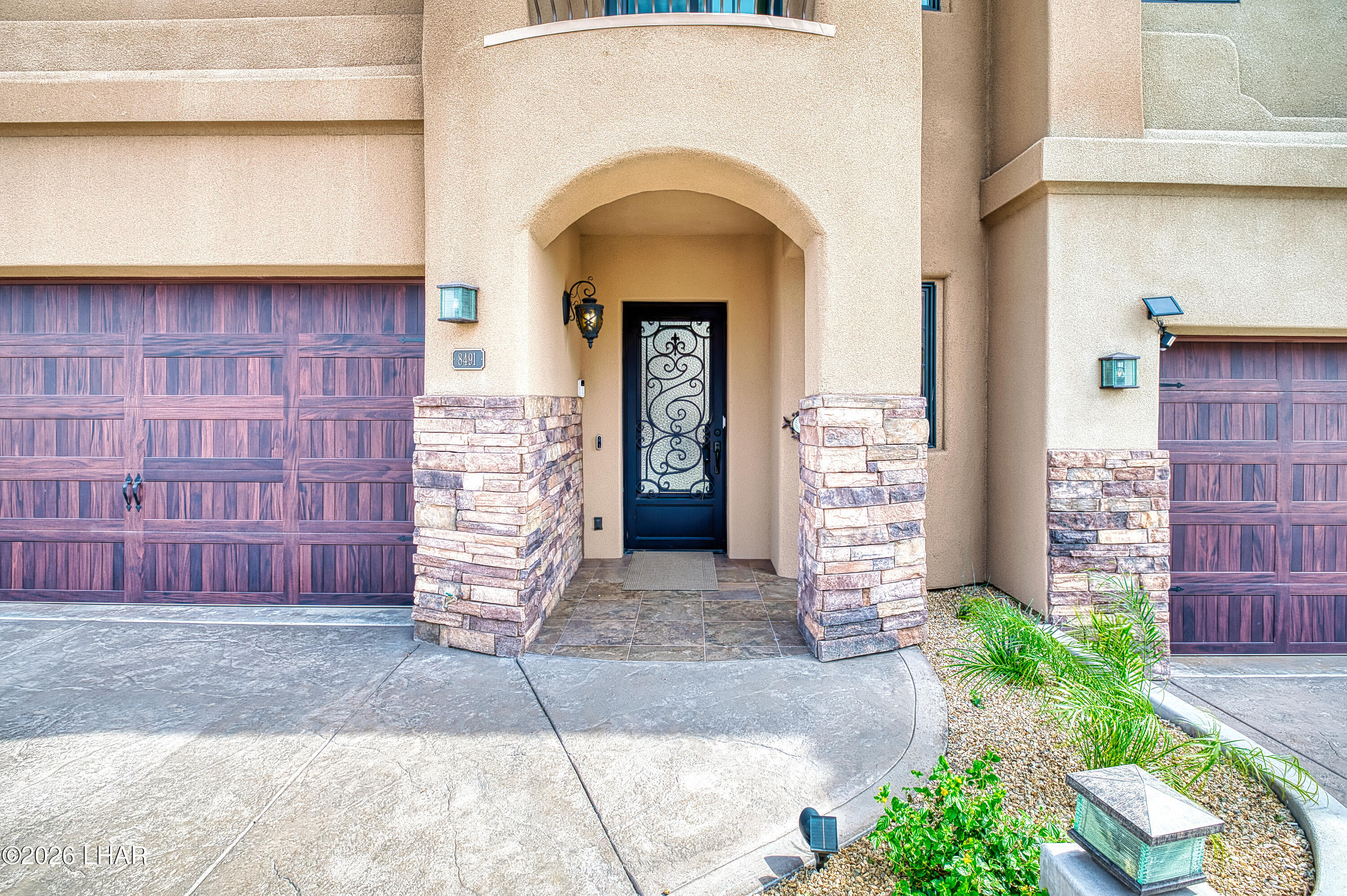 8491 River View Villas Dr Property Photo 6