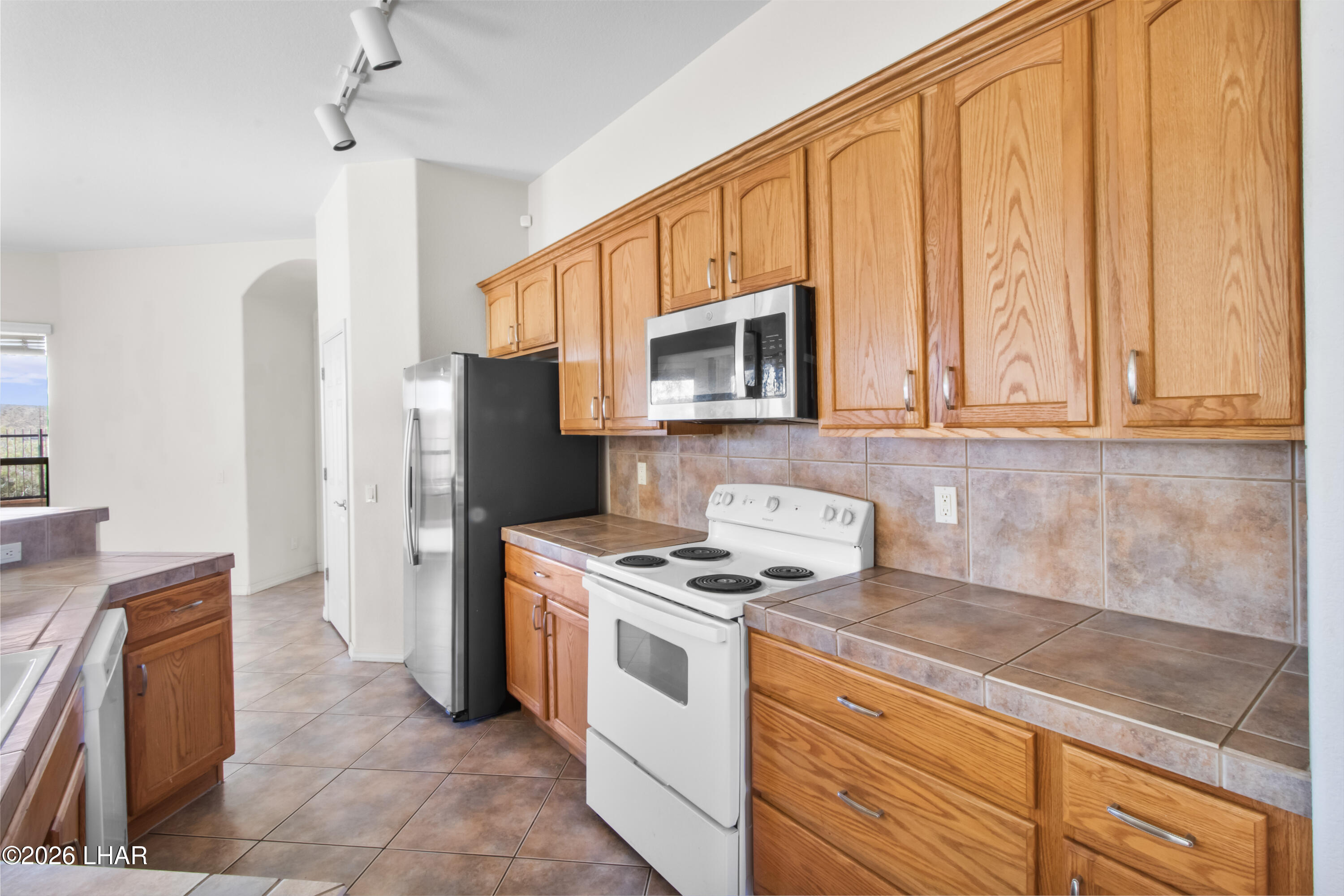 2900 Esmerelda Dr Property Photo 15