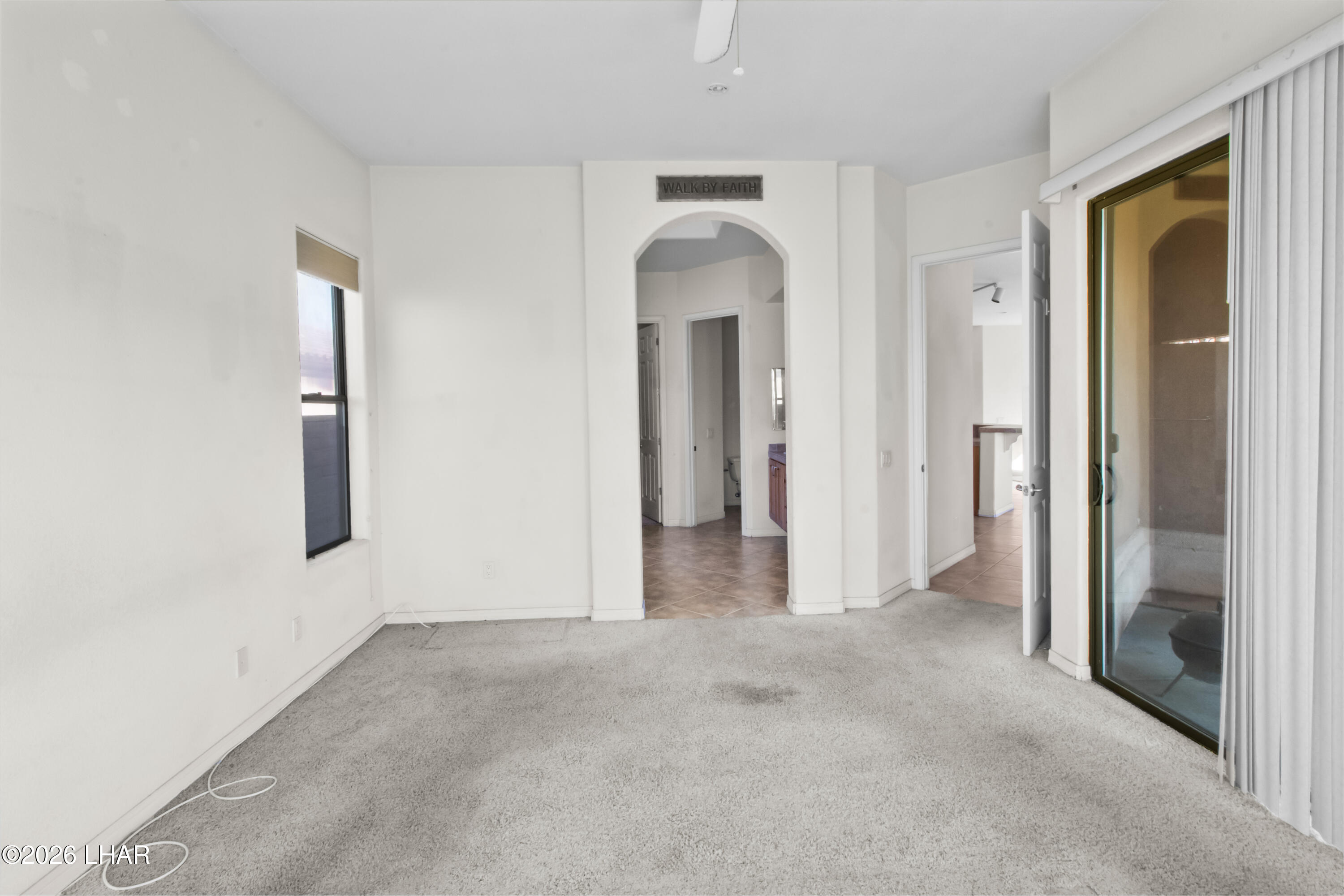 2900 Esmerelda Dr Property Photo 20