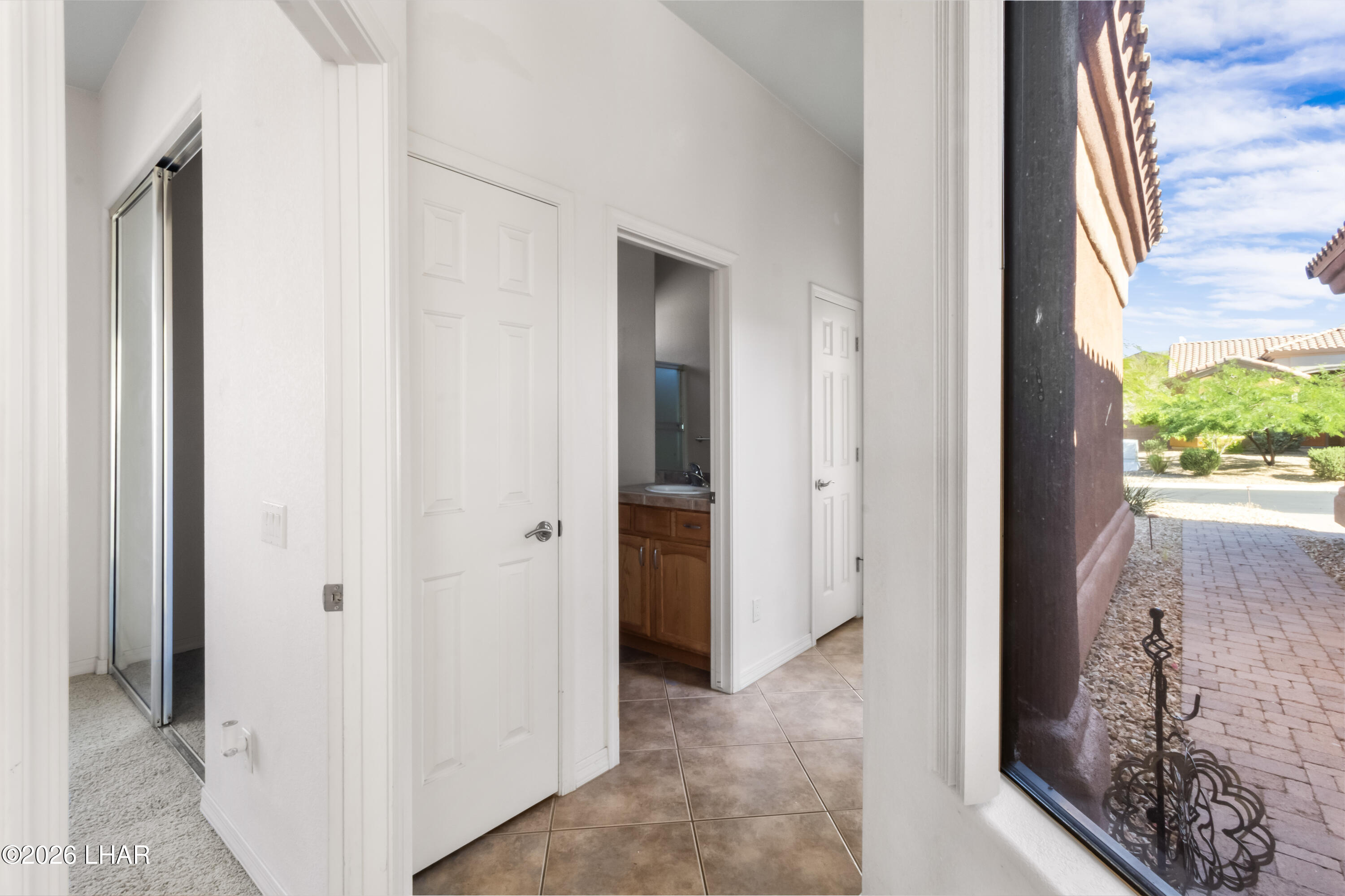 2900 Esmerelda Dr Property Photo 27