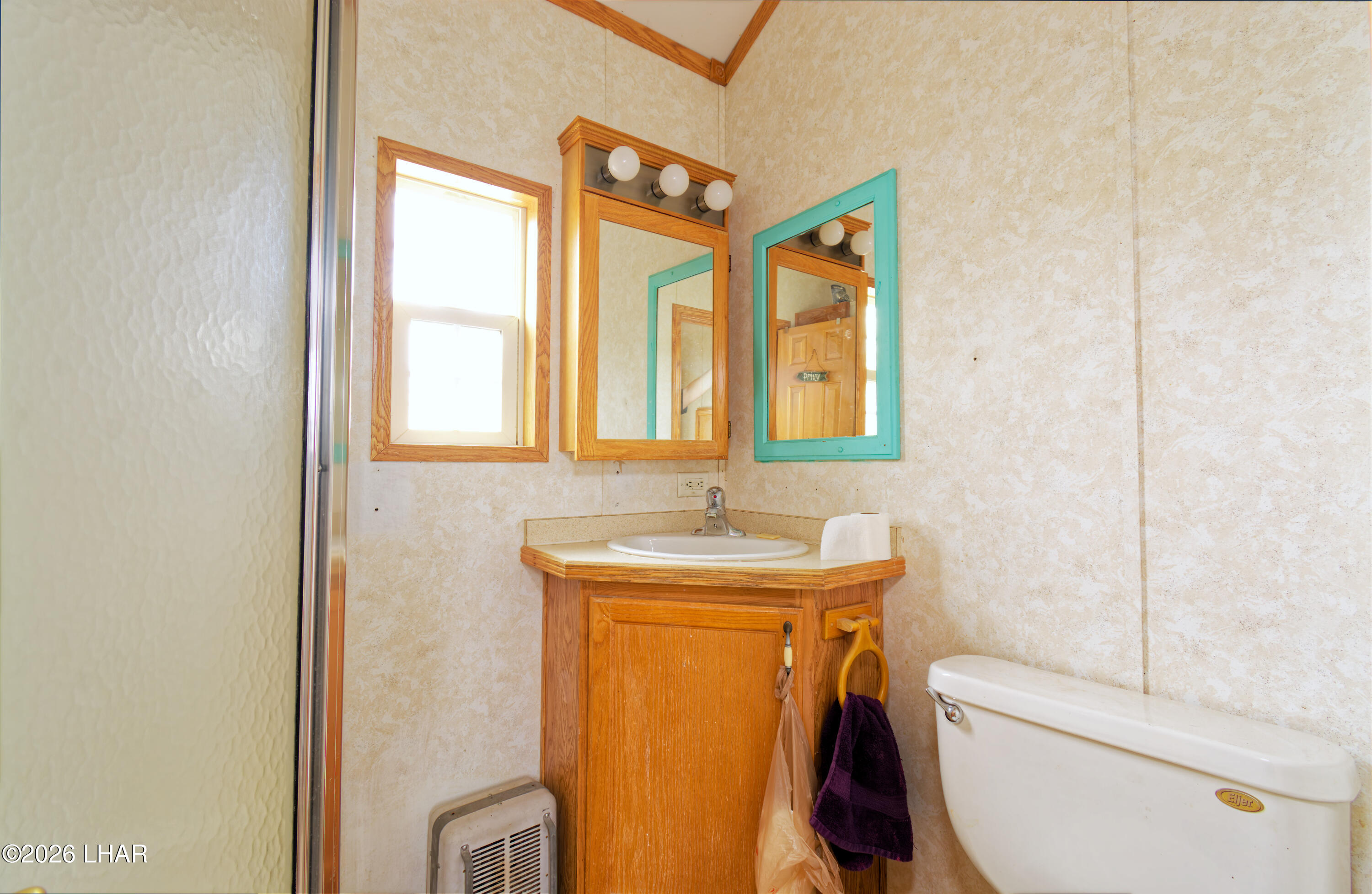 566 N Central Blvd Property Photo 25