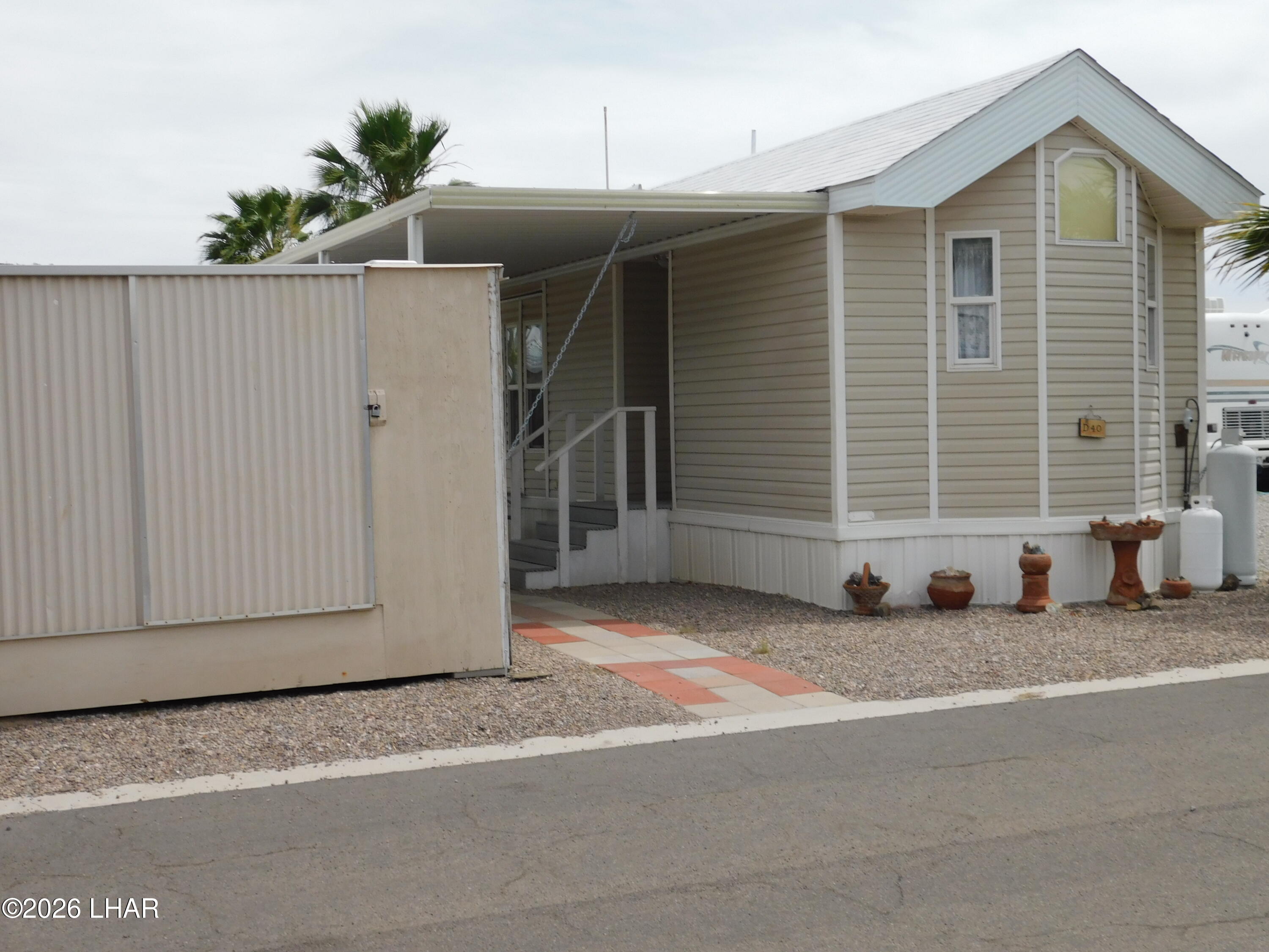 46628 E Highway 60 40 Property Photo 2