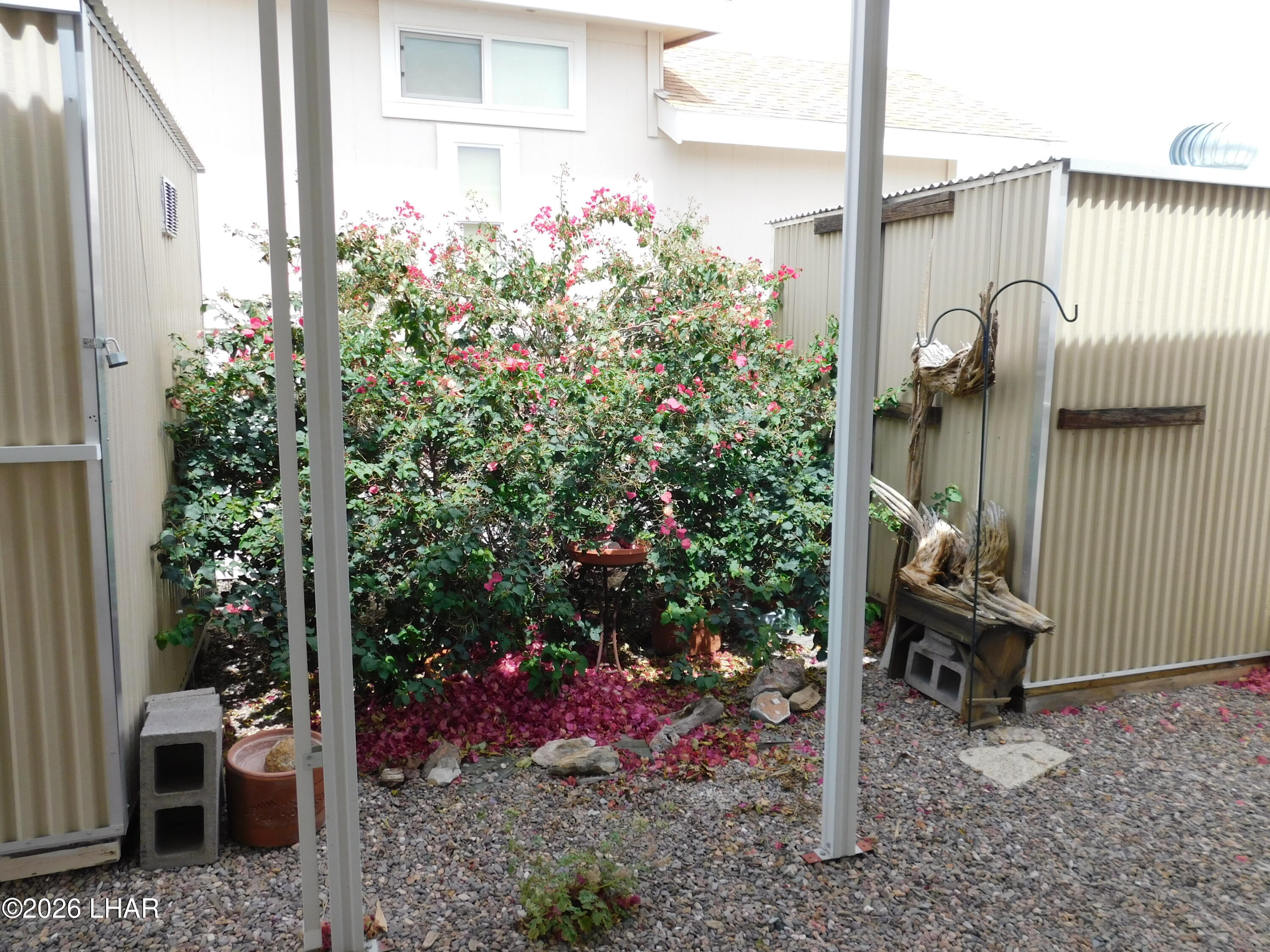 46628 E Highway 60 40 Property Photo 27