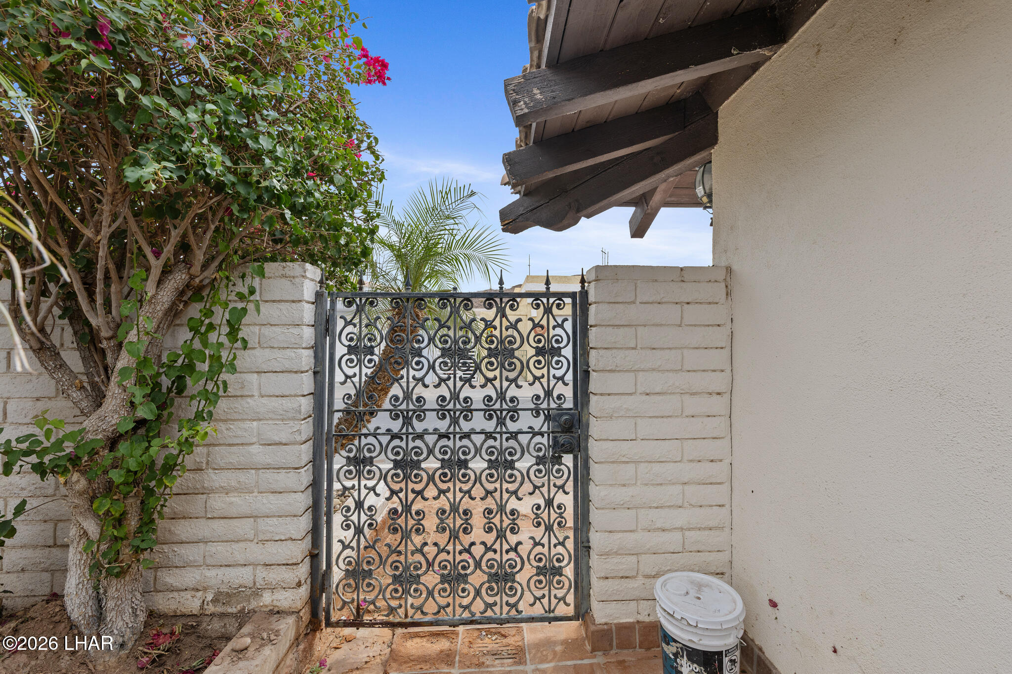 8824 Yaqui Property Photo 12
