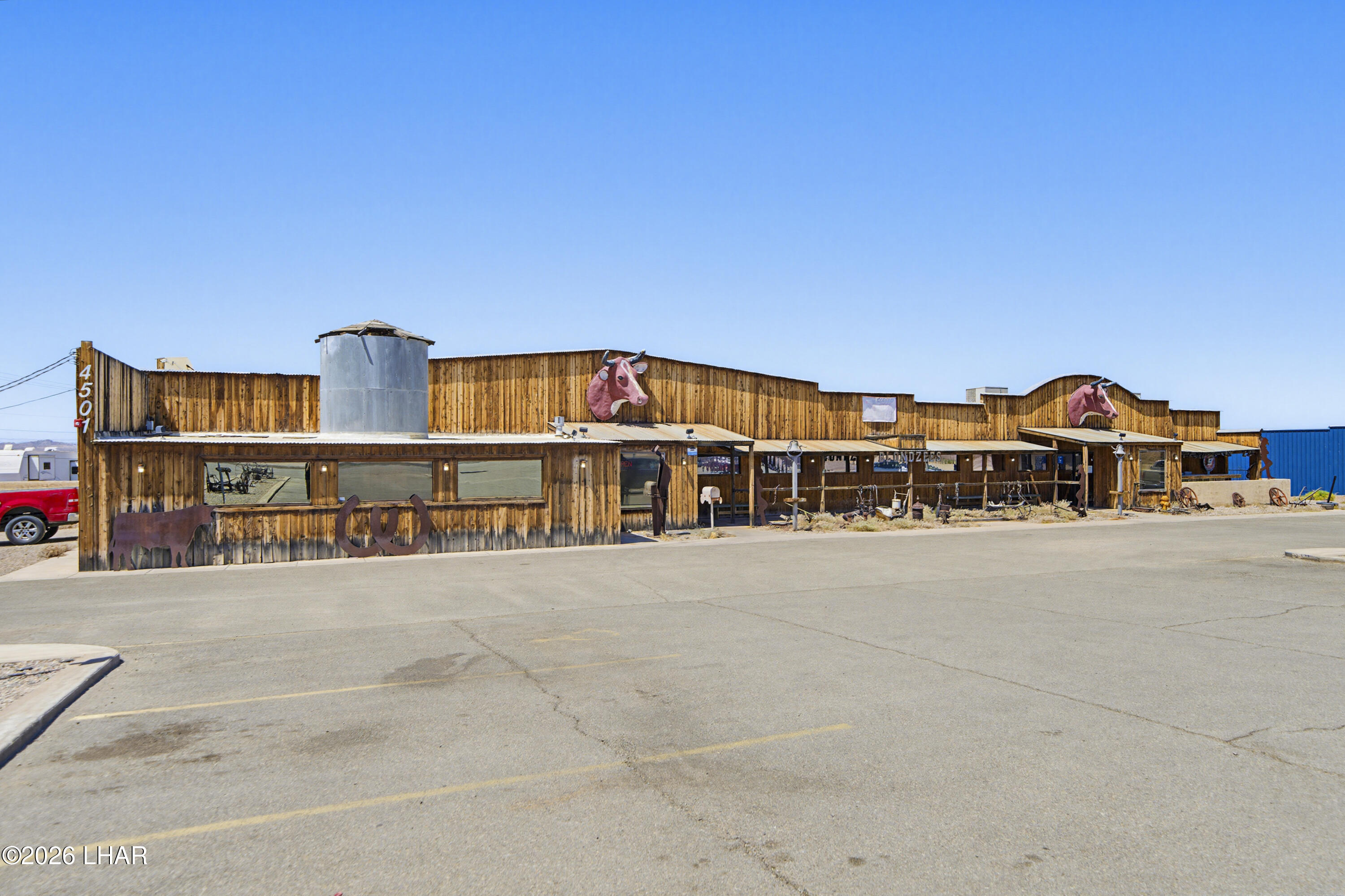 4501 N London Bridge Rd Property Photo 10