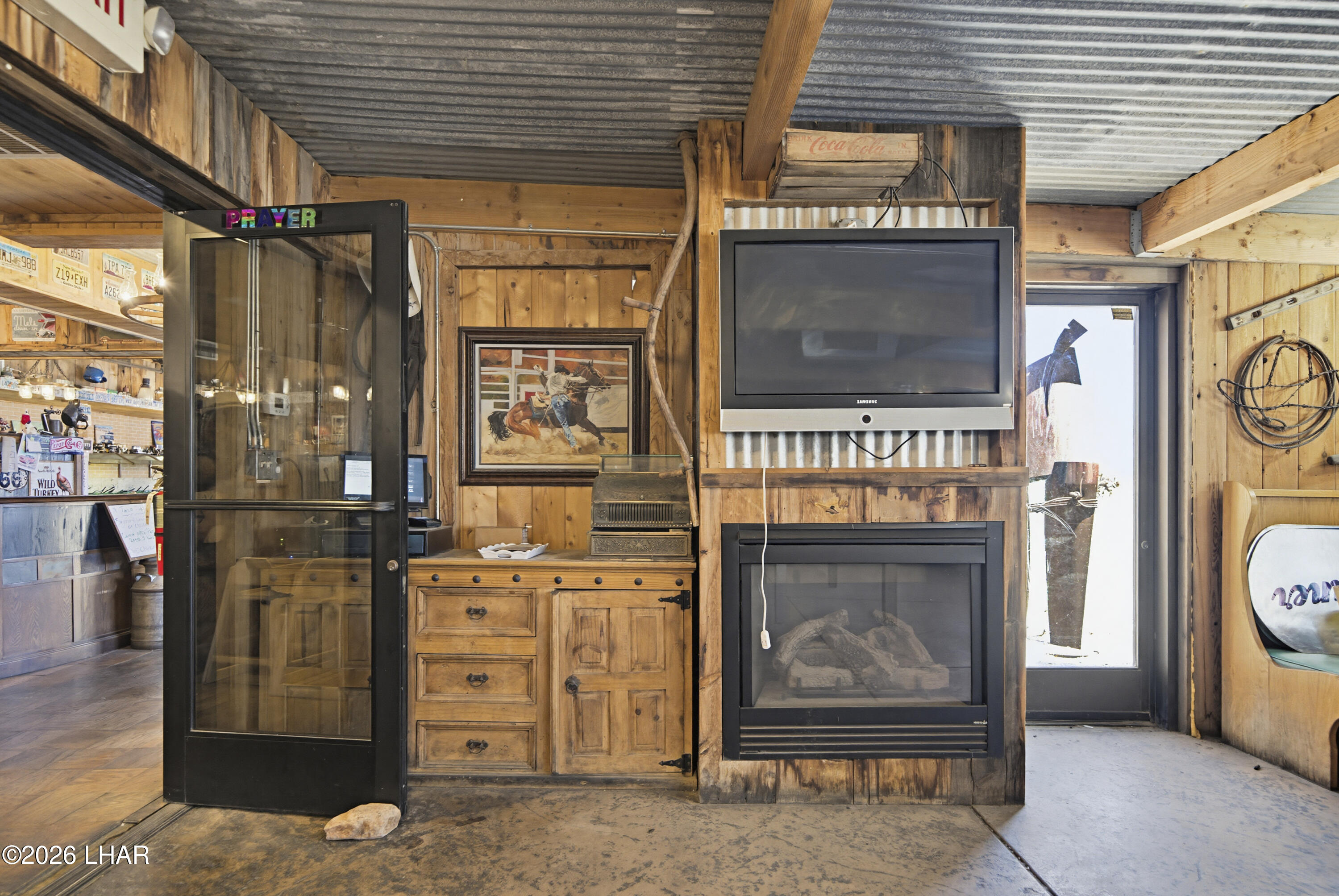 4501 N London Bridge Rd Property Photo 12