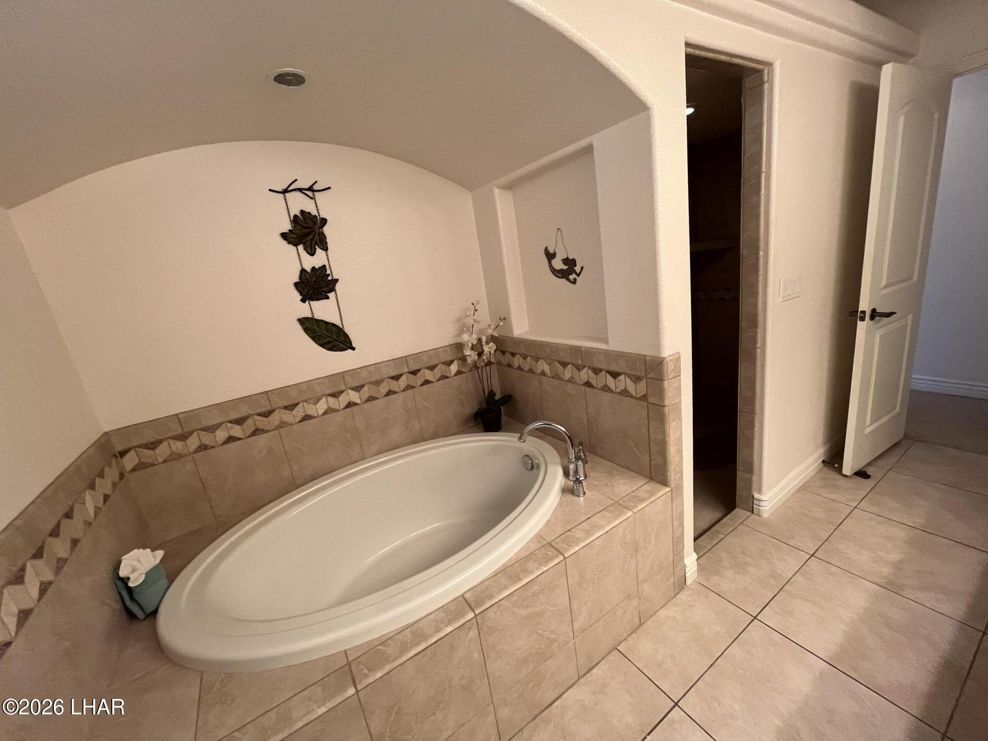 2630 Alibi Dr Property Photo 10