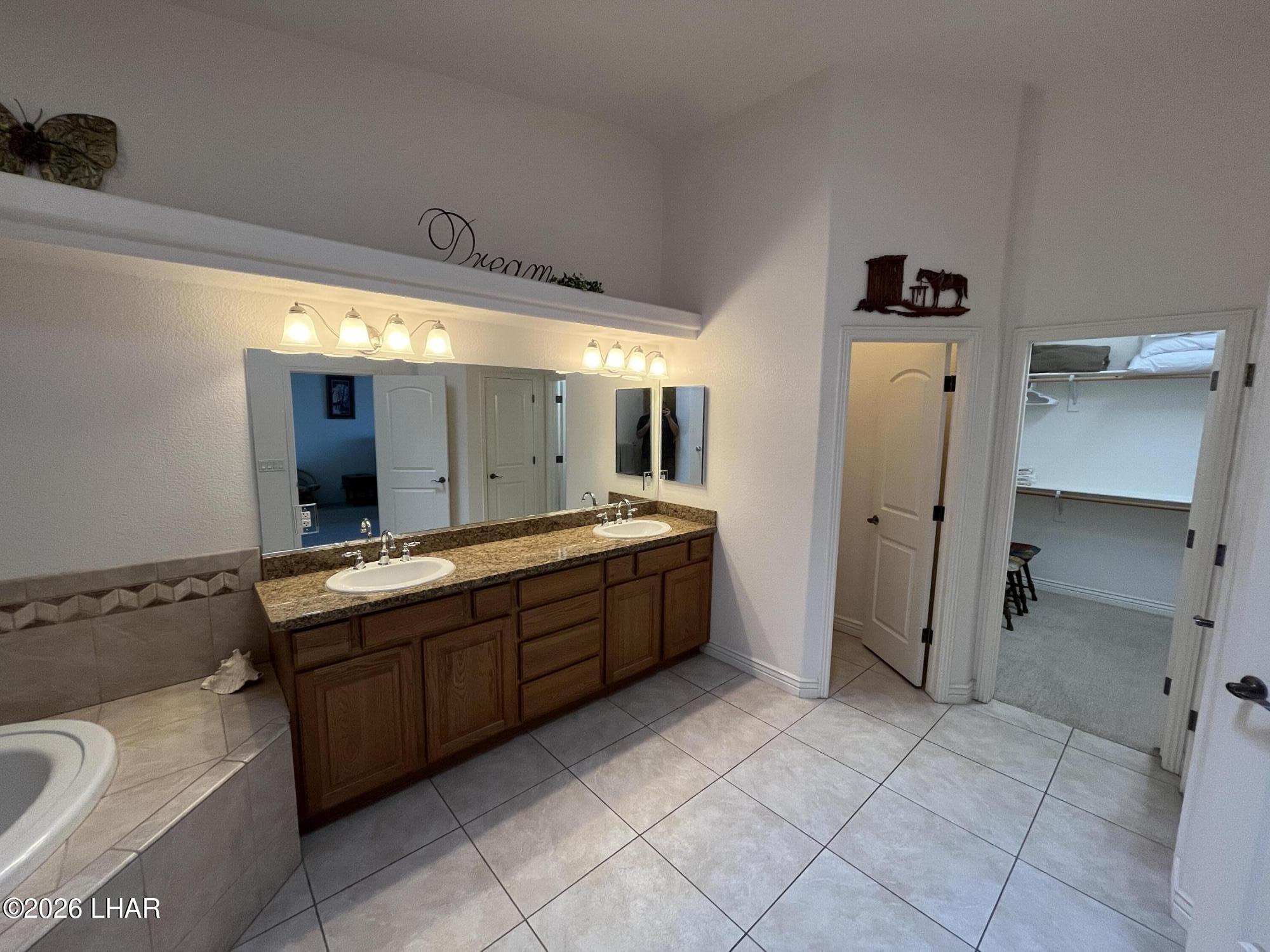 2630 Alibi Dr Property Photo 19