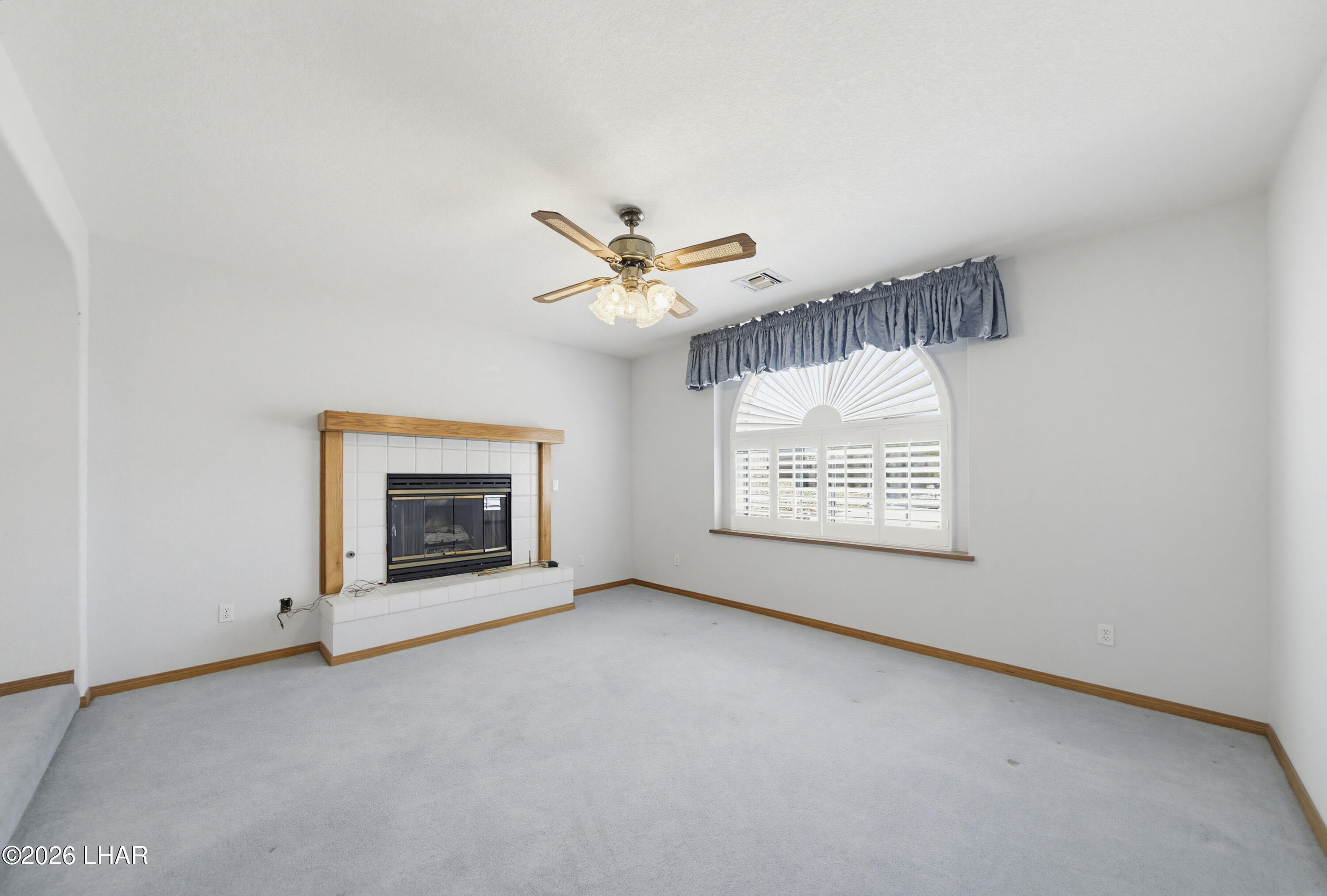 2285 Hillside Dr Property Photo 14