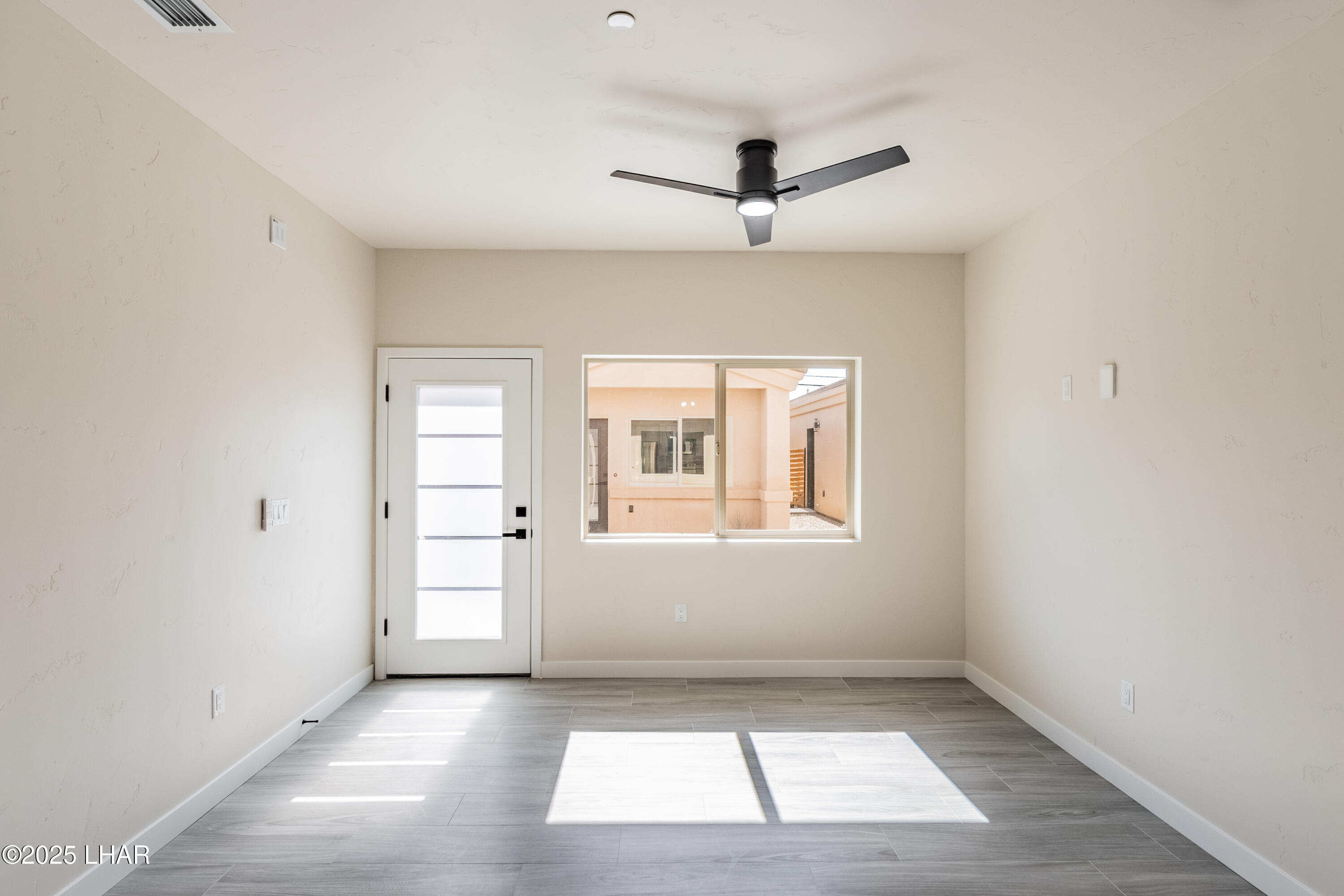 2778 Mcculloch Blvd N H Property Photo 4